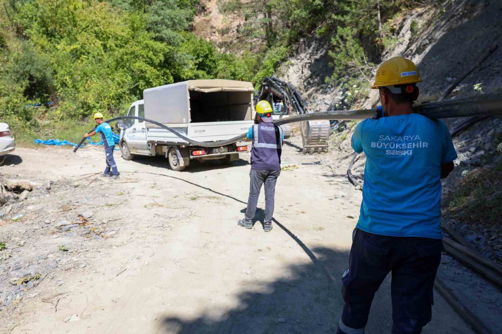 SASKİ, 2 bin 500 metrelik içme suyu hattı yenileniyor
