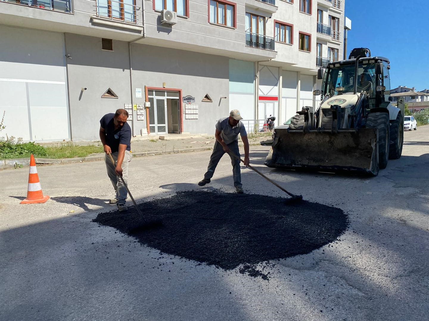 Bartın’da yol yapım çalışmaları sürüyor
