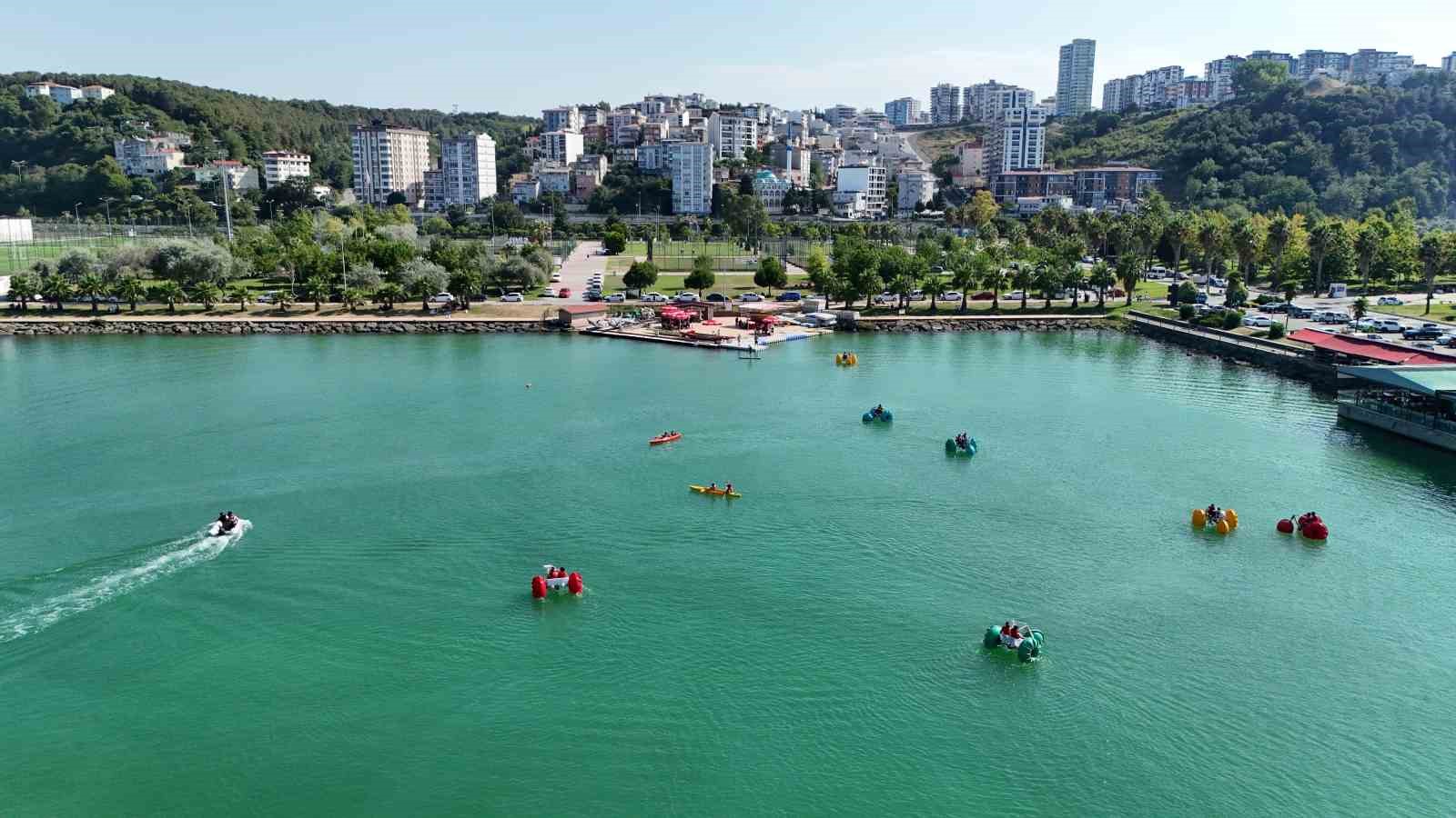 Samsun’da su sporu tutkunlarına ücretsiz “kano” eğitimi
