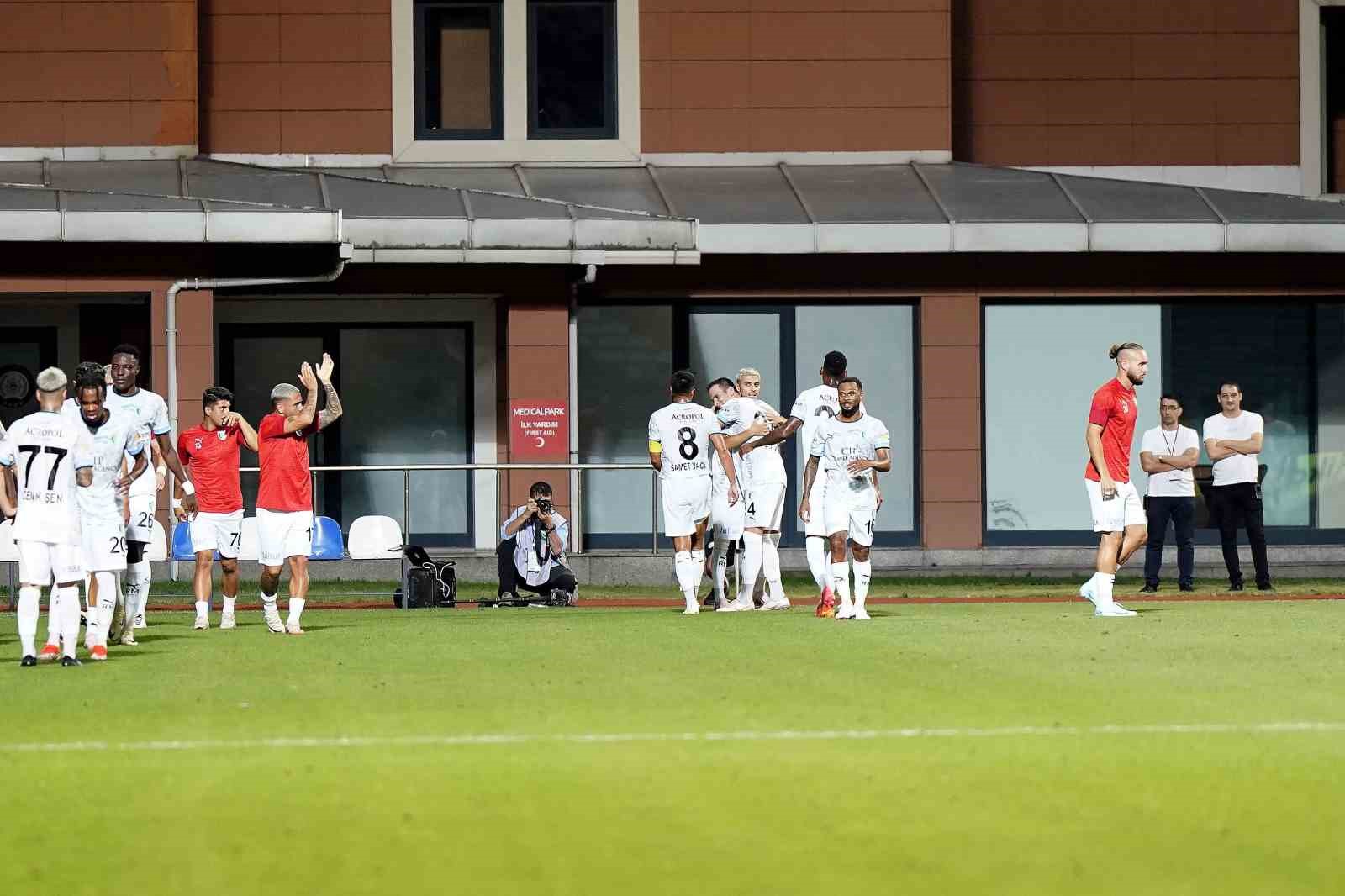 Trendyol Süper Lig: Eyüpspor: 0 - Bodrum FK: 1 (İlk yarı)
