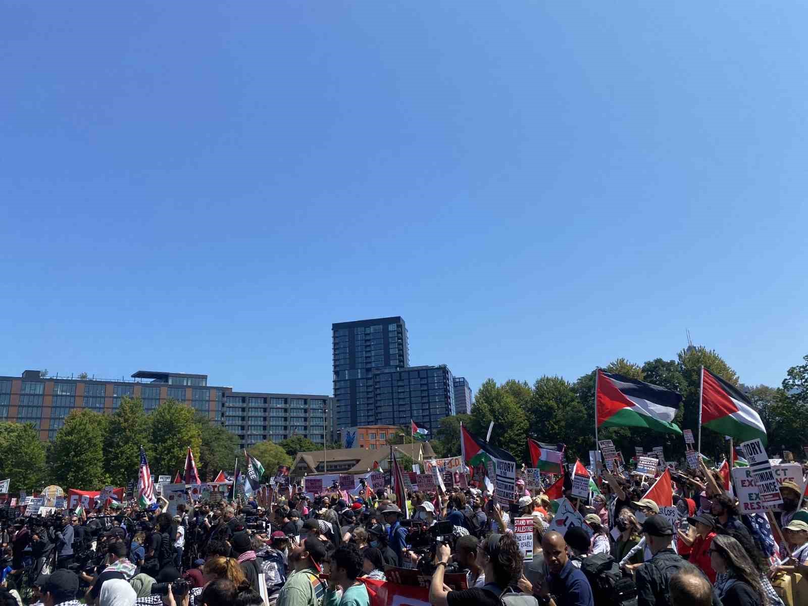 Demokrat Parti Kongresi, İsrail protestoları eşliğinde Chicago’da başladı
