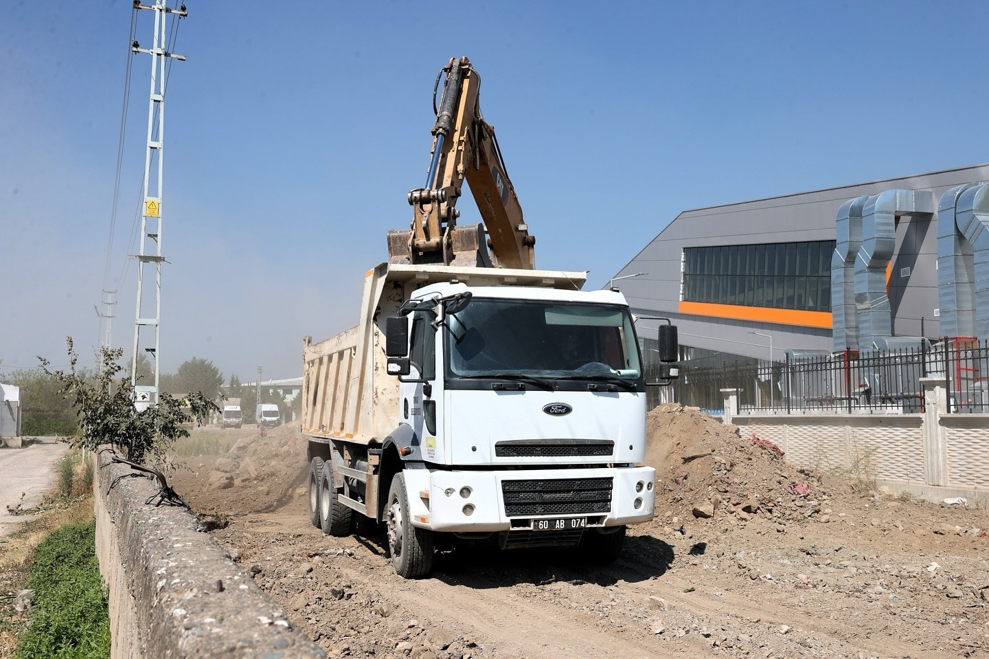 Tokat mezarlıklar müdürlüğü yeni yerine taşınıyor
