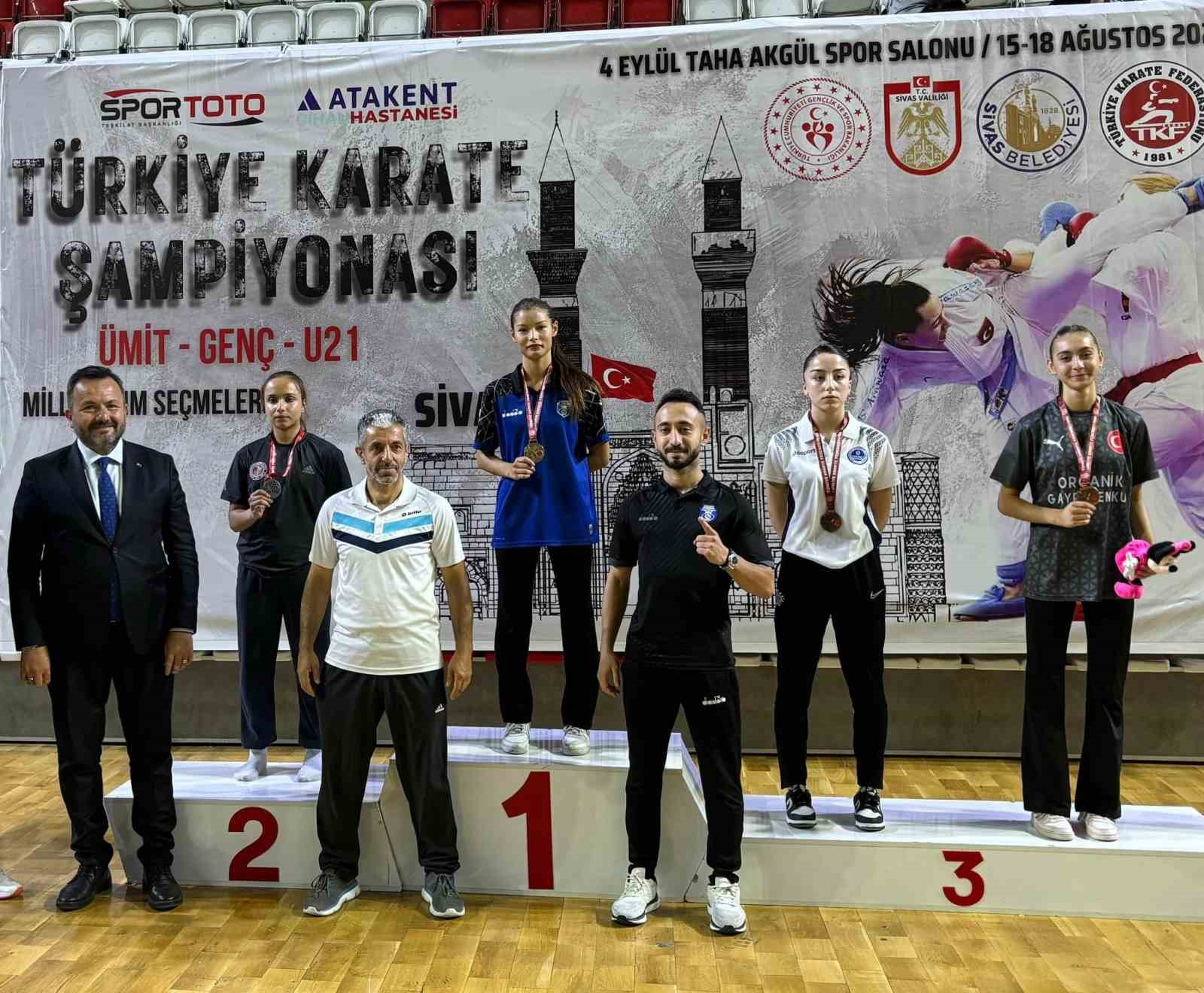 Sultangazi Belediyesi Spor Kulübü’nün sporcusu Türkiye’yi, İtalya’da temsil edecek
