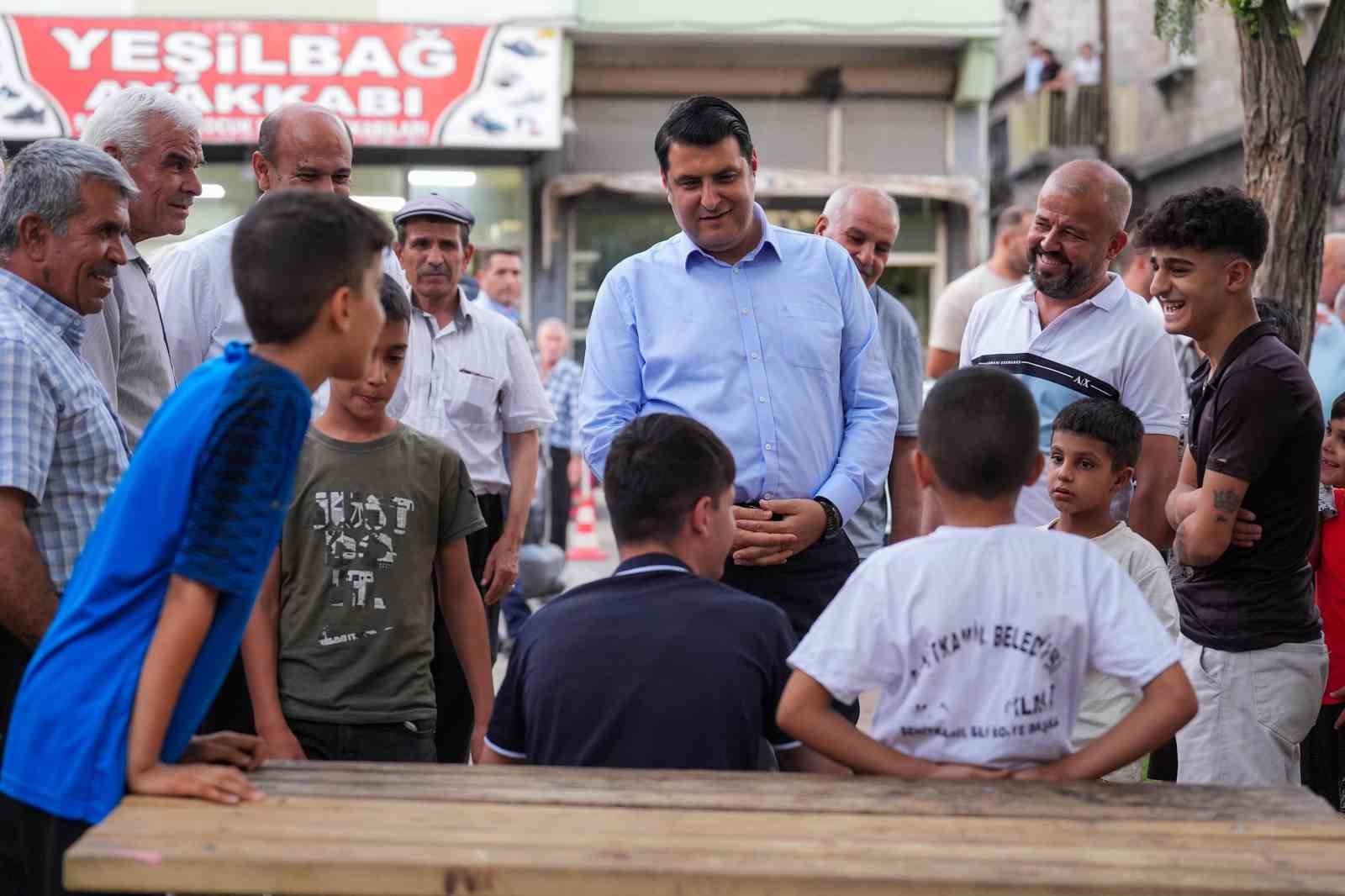 Yılmaz, mahalle ziyaretlerini aralıksız sürdürüyor
