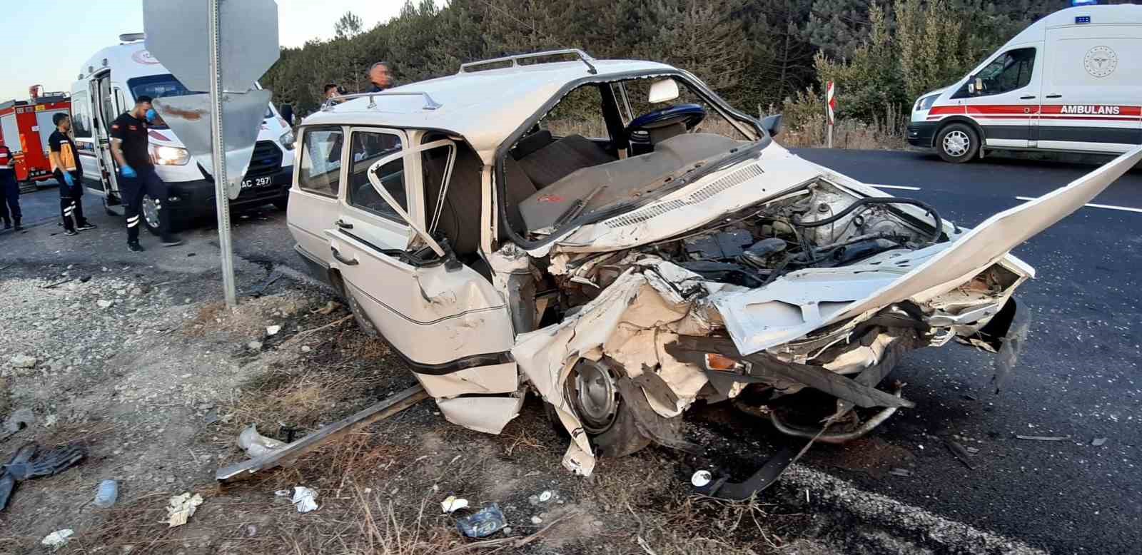 Bolu-Mudurnu yolunda feci kaza: 1 ölü, 1 yaralı
