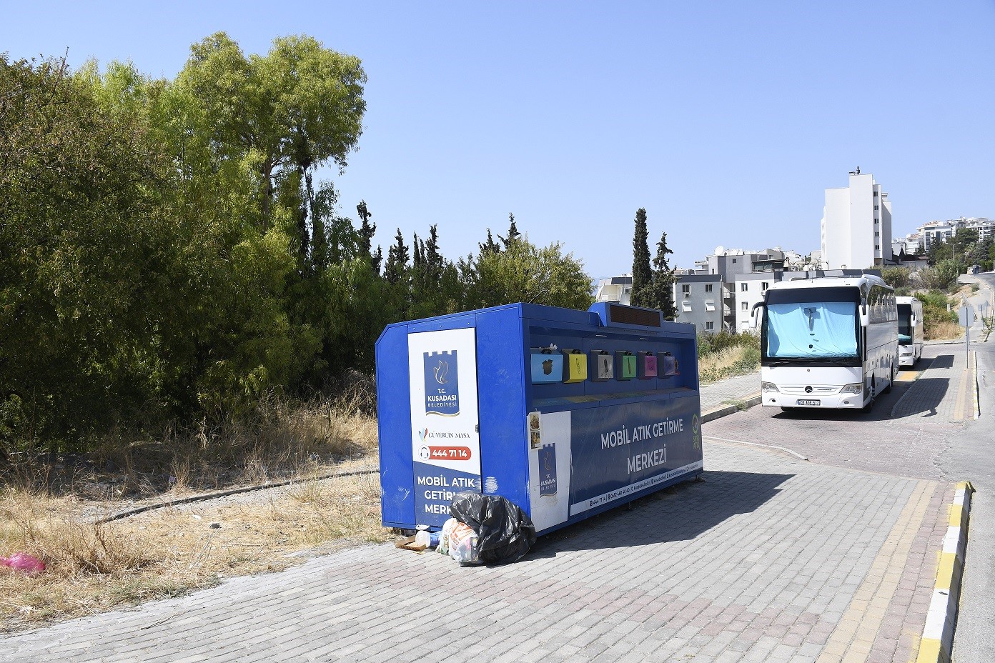 Kuşadası Belediyesi’nden çevre temizliği uyarısı
