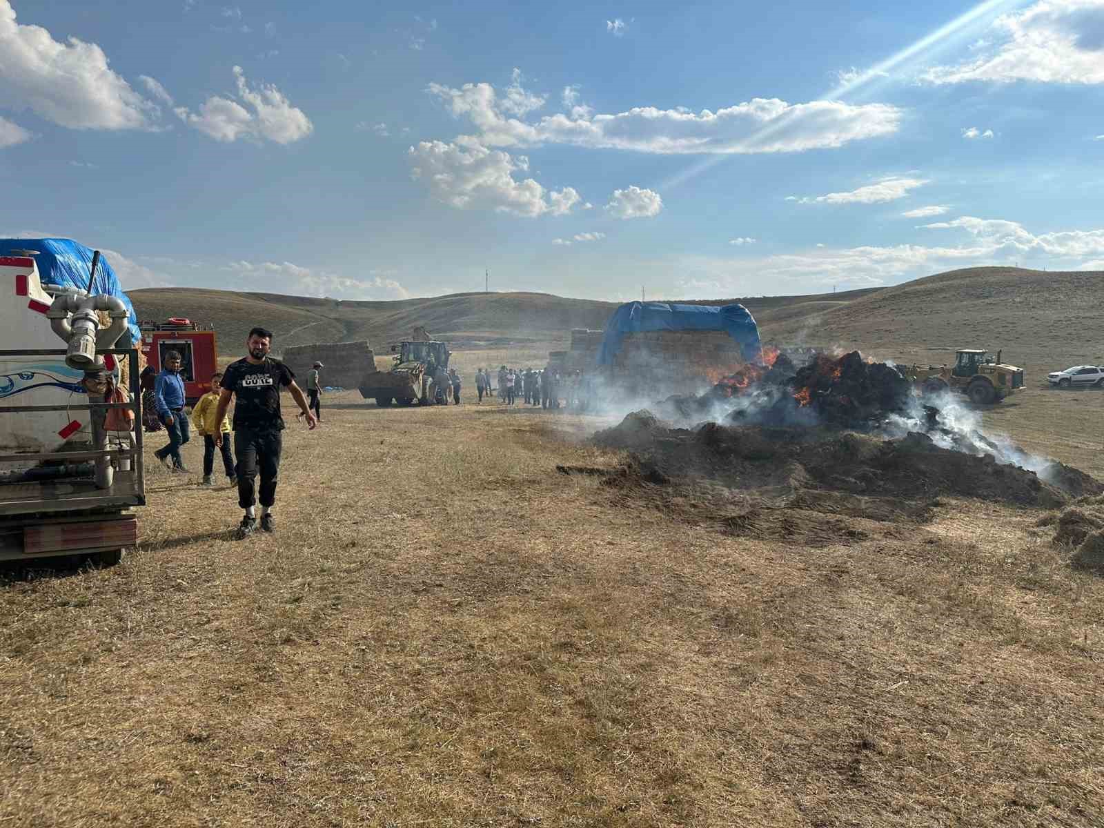 Tekman’da 600 balya ot küle döndü
