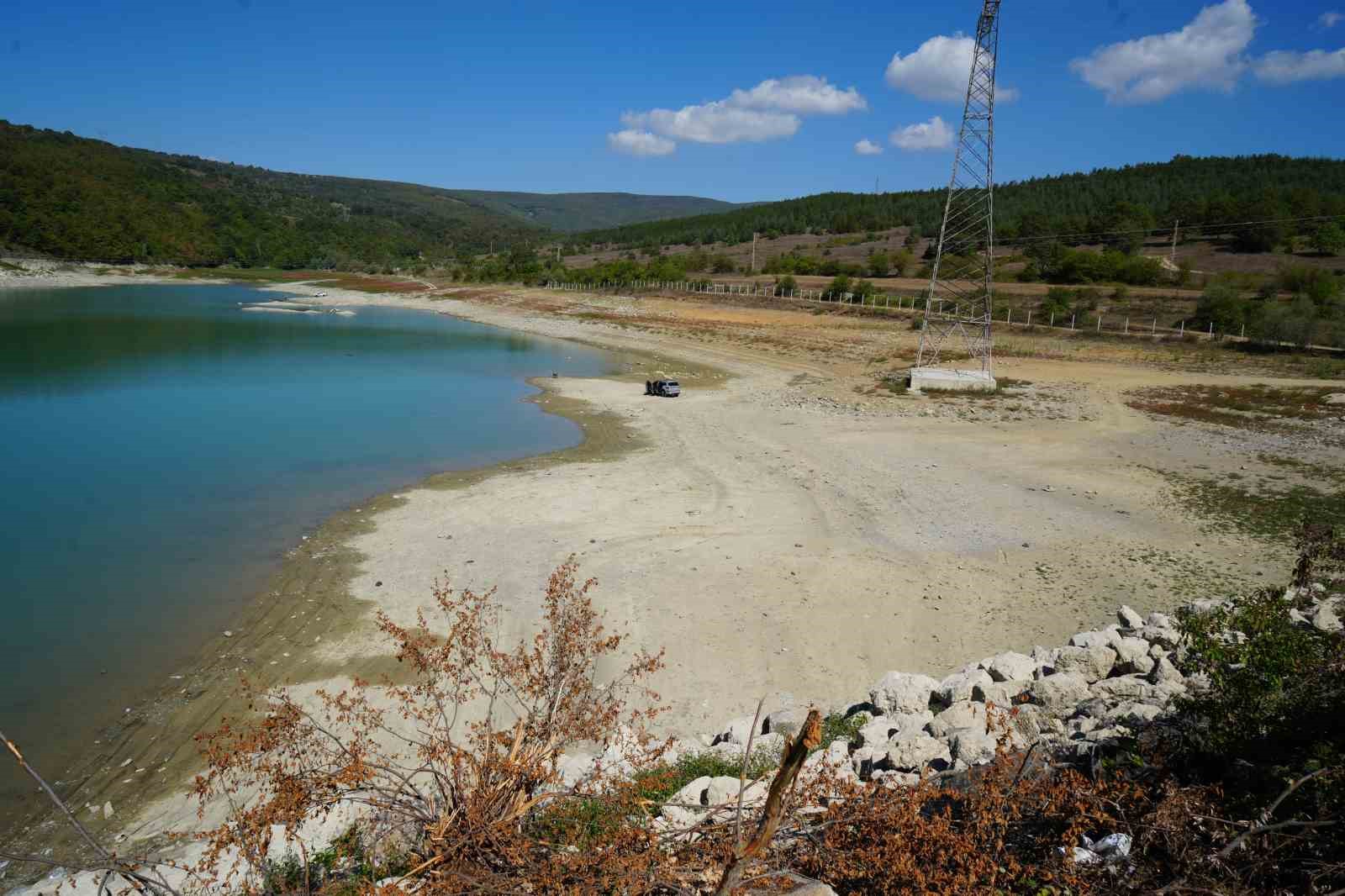 Kavak ilçesinin 30 günlük suyu kaldı
