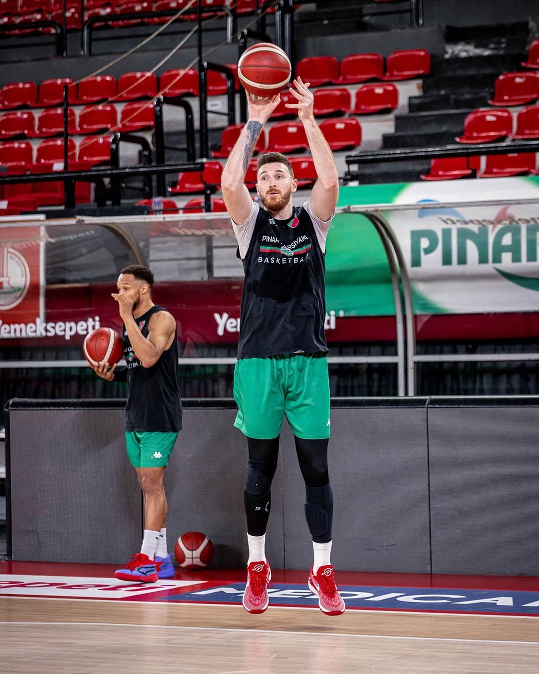 Karşıyaka Basketbol’da hareketli saatler yaşanıyor
