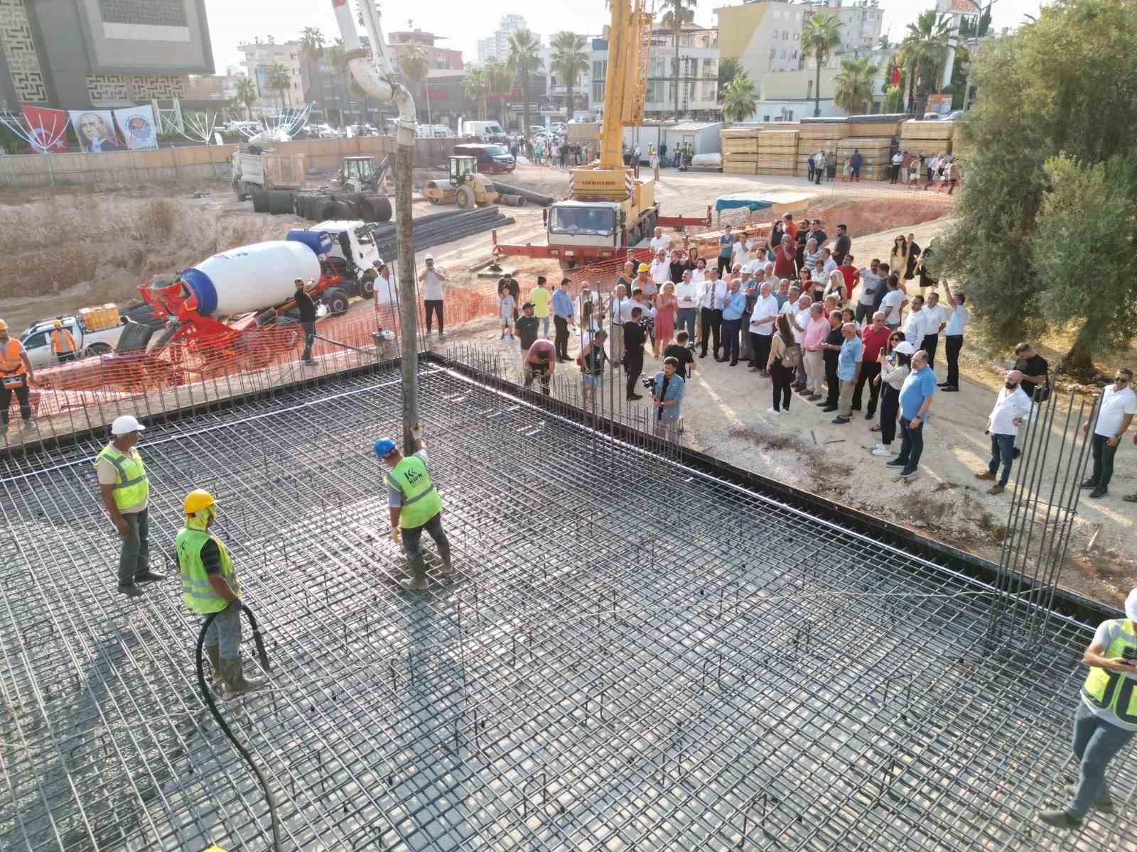 Yenişehir Belediyesi büyük kent kütüphanesi ve oyuncak müzesinin temelini attı
