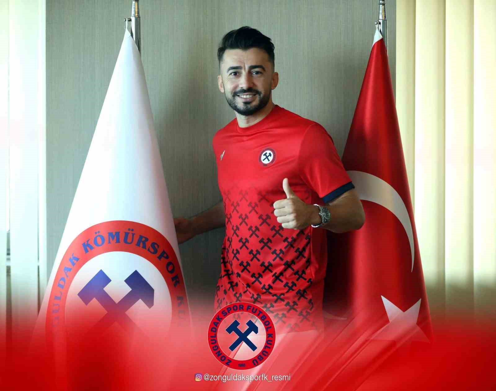 Zonguldakspor 35 yaşındaki Mehmet Öztürk’ü transfer etti
