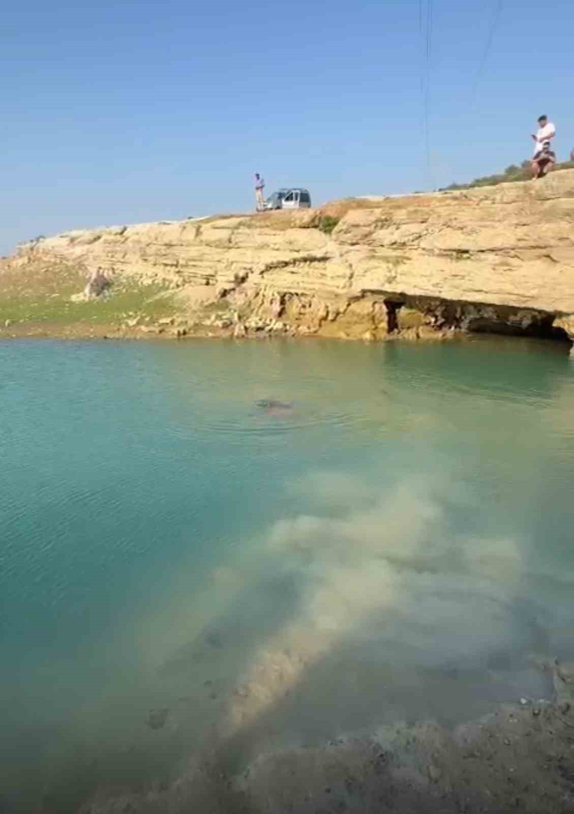 Tarsus’ta baraj gölüne giren genç boğuldu
