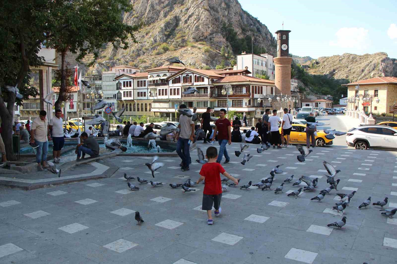 Amasya’da hava sıcaklığı 40 dereceyi buldu
