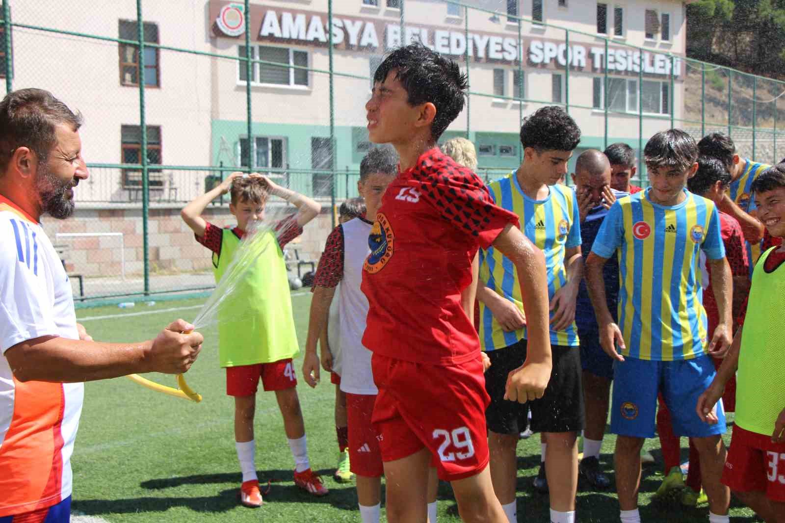 Amasya’da hava sıcaklığı 40 dereceyi buldu
