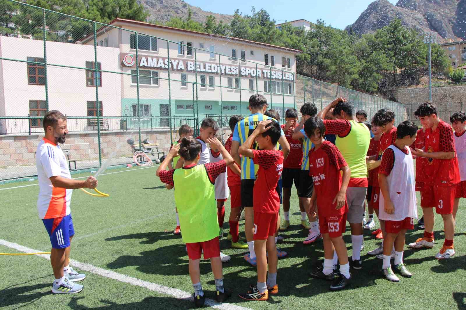 Amasya’da hava sıcaklığı 40 dereceyi buldu
