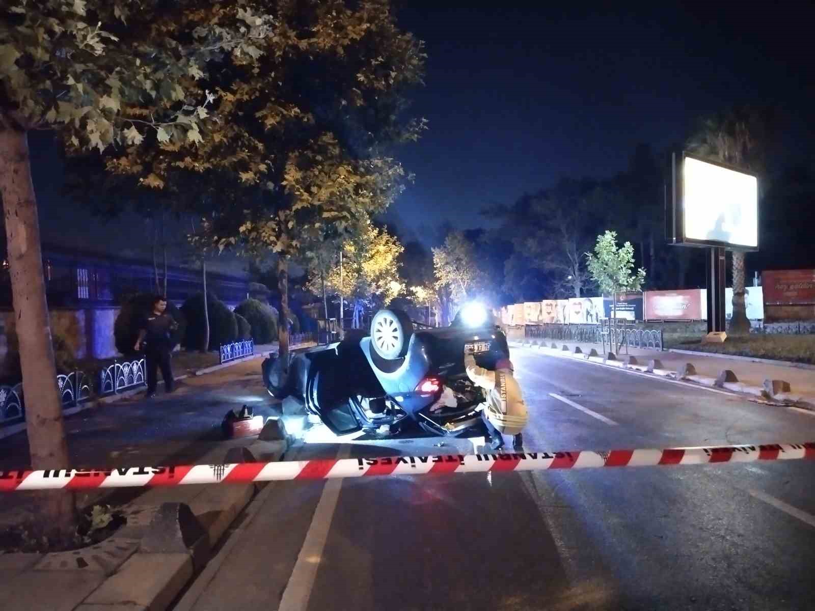 Üsküdar’da sürücüsünün kontrolünden çıkan araç takla attı: 1 yaralı
