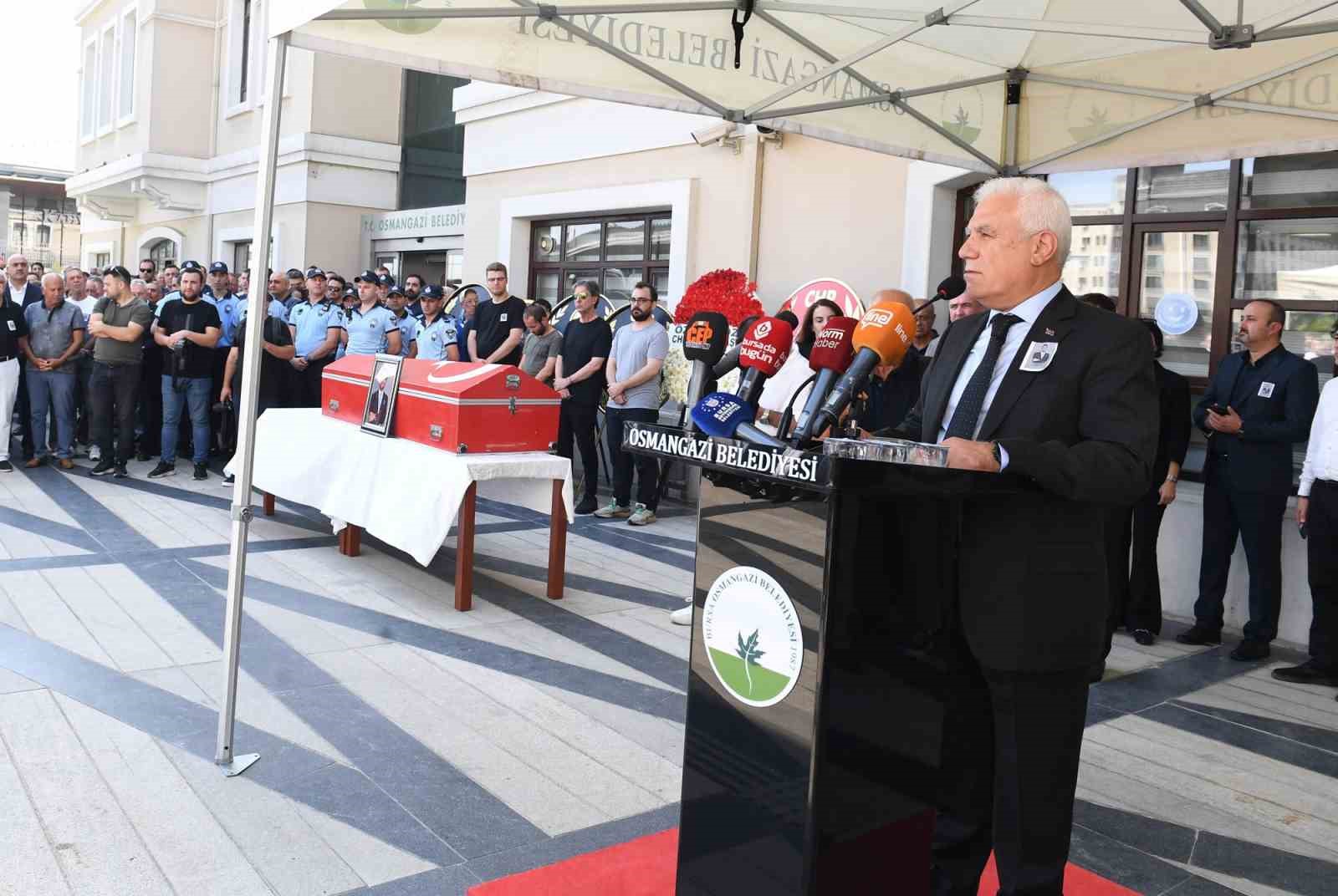 Memişoğulları, son yolculuğuna uğurlandı
