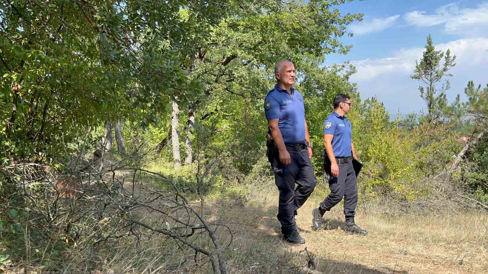 Ormanlara giriş yasağı olan Bolu’da polis ekiplerinden habersiz kuş uçmuyor
