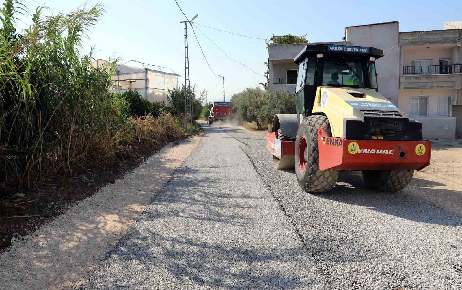 Bekirde Mahallesi’nin yolları soğuk asfaltla kaplanıyor
