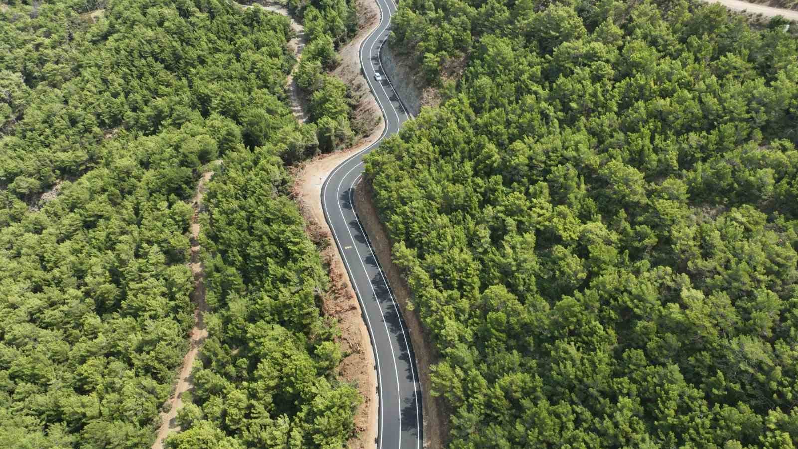 Hatay’da 7,5 kilometrelik yol 35 günde tamamlandı
