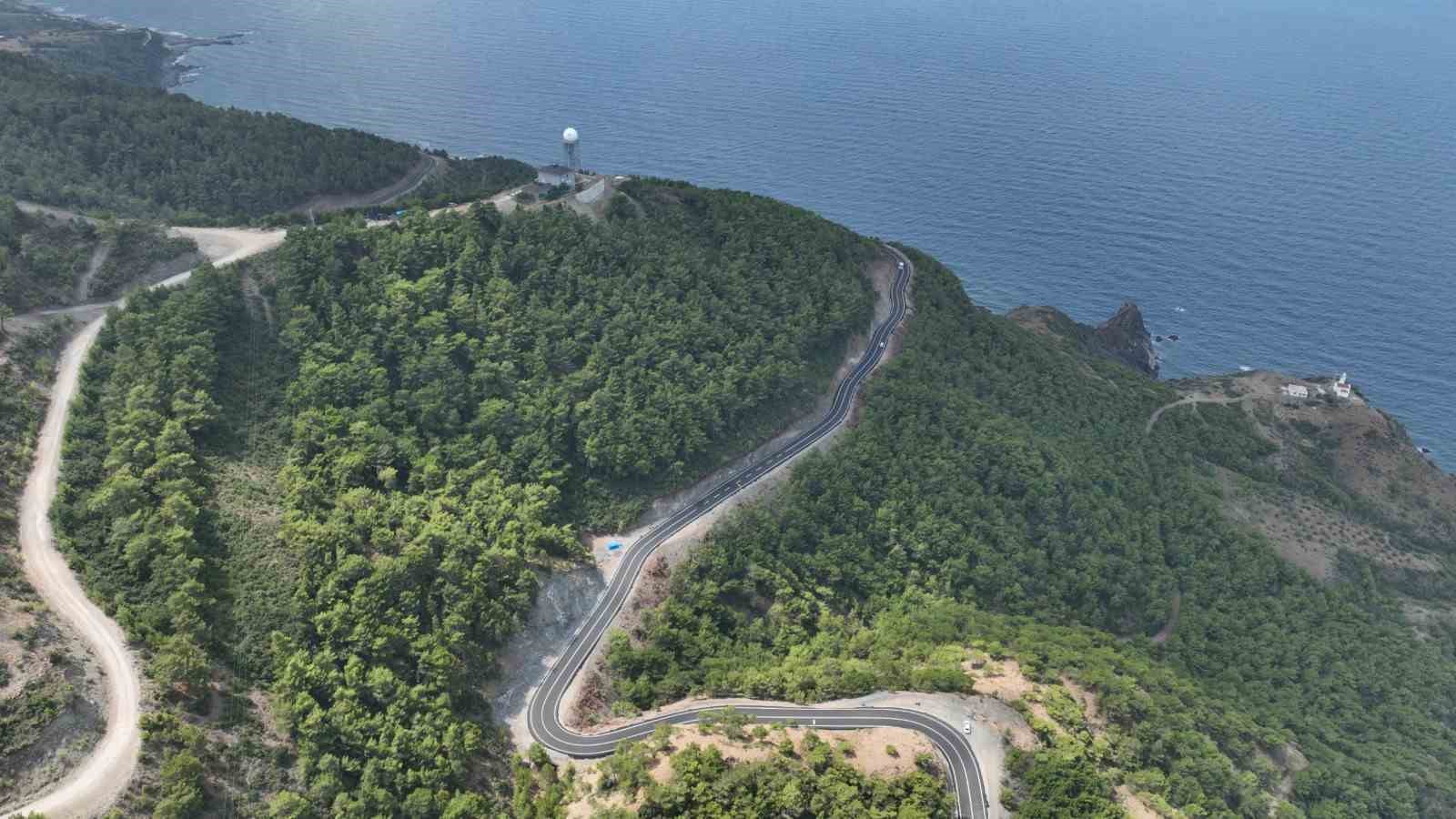 Hatay’da 7,5 kilometrelik yol 35 günde tamamlandı
