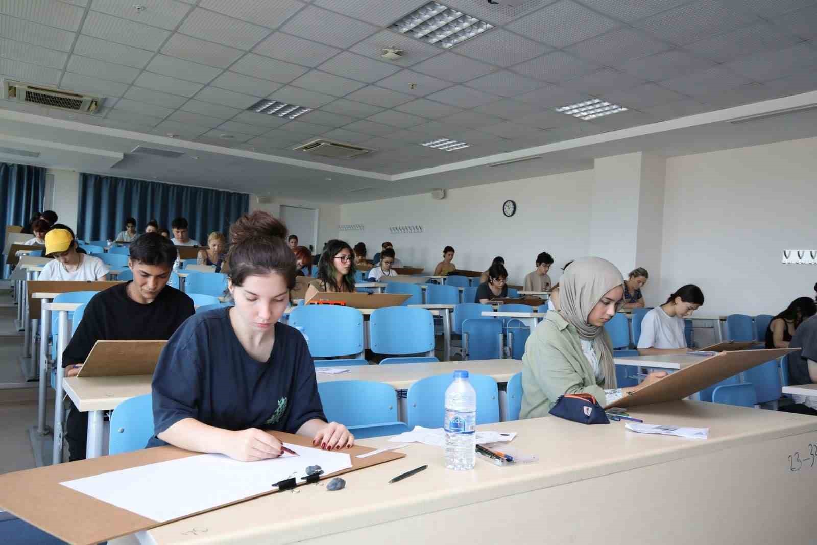 Akdeniz Üniversitesi Güzel Sanatlar Fakültesi’ne 2 bin öğrenci başvuru yaptı
