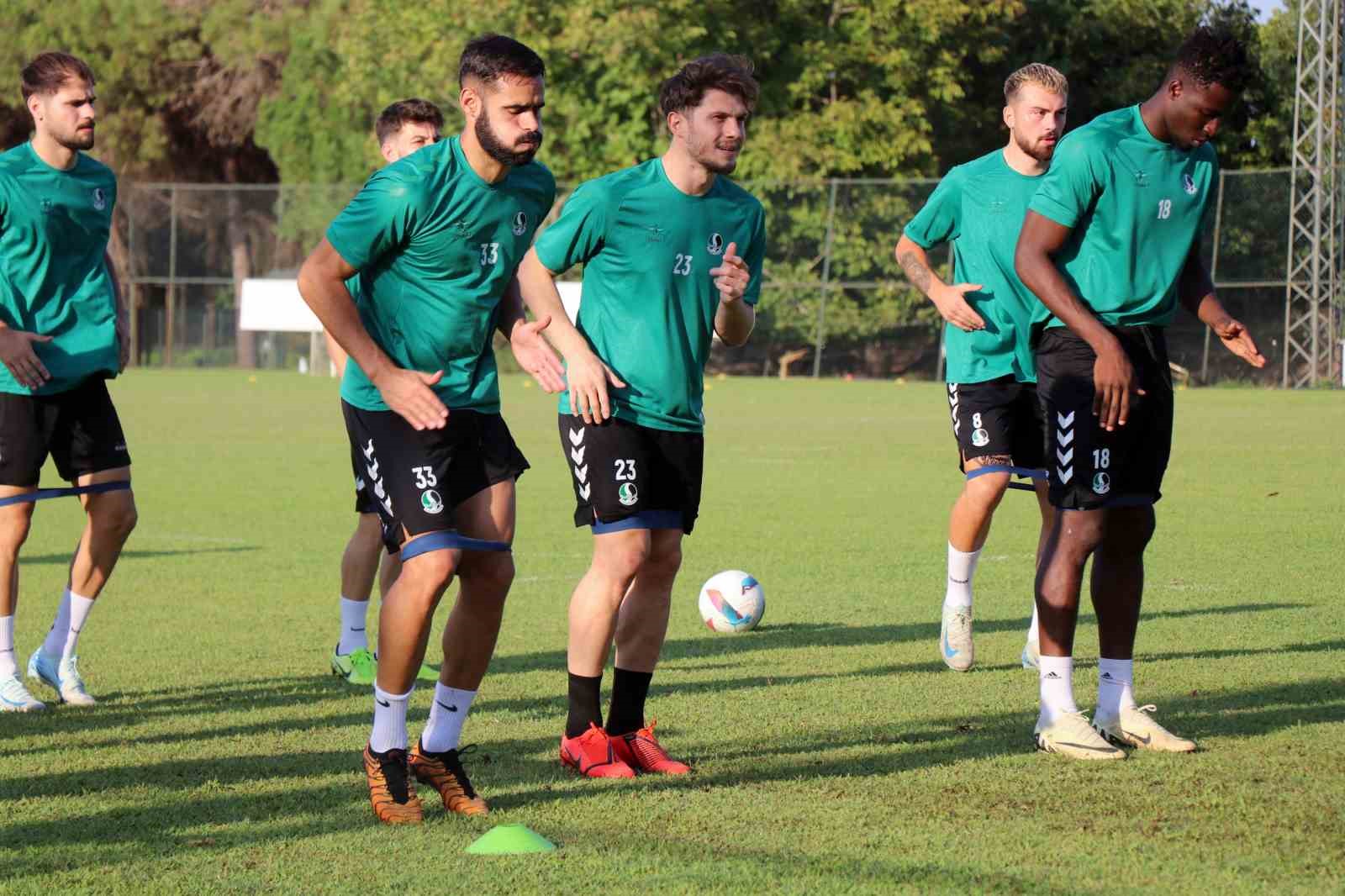 Sakaryaspor, Amedspor mesaisinde
