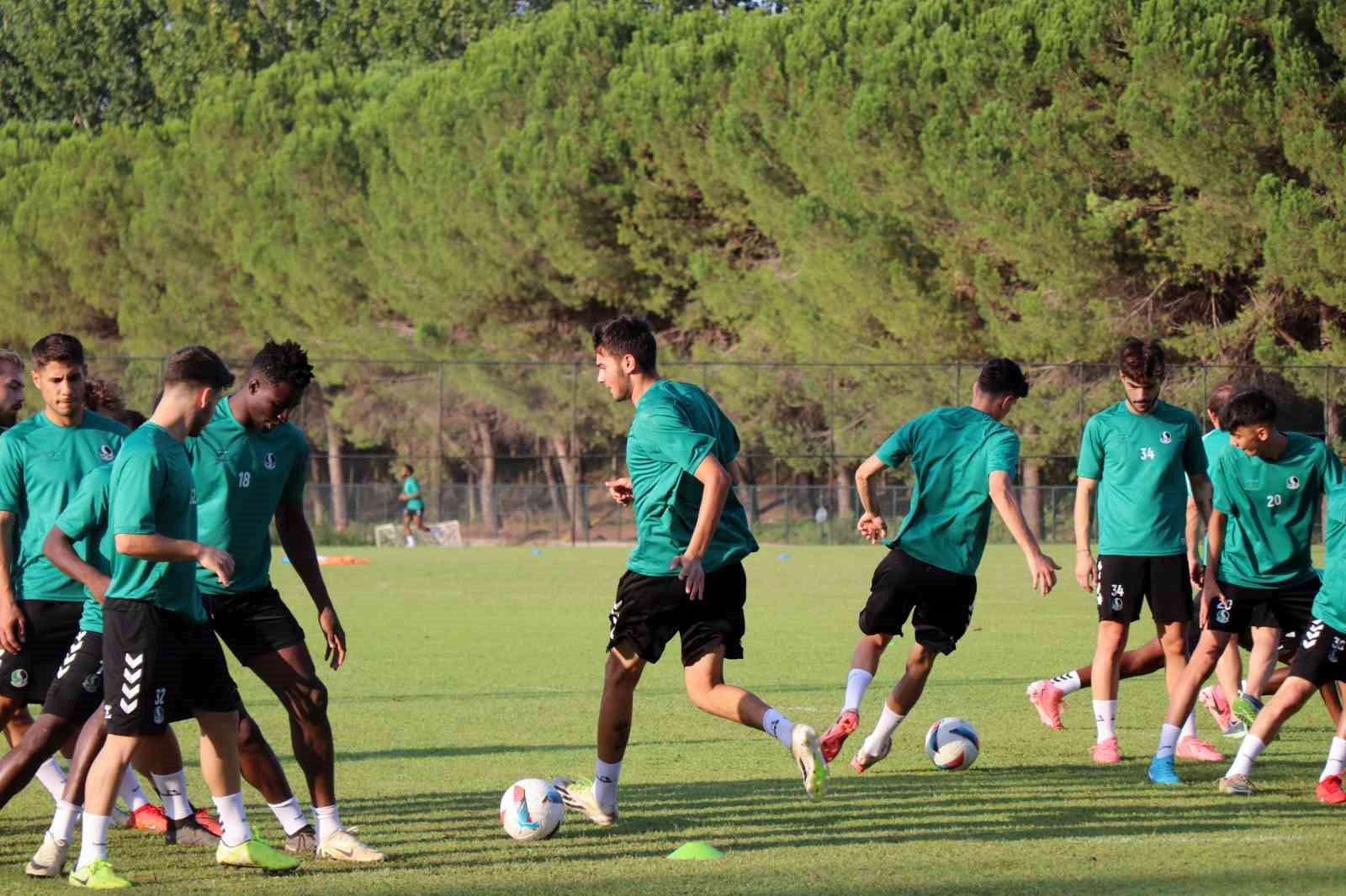 Sakaryaspor, Amedspor mesaisinde
