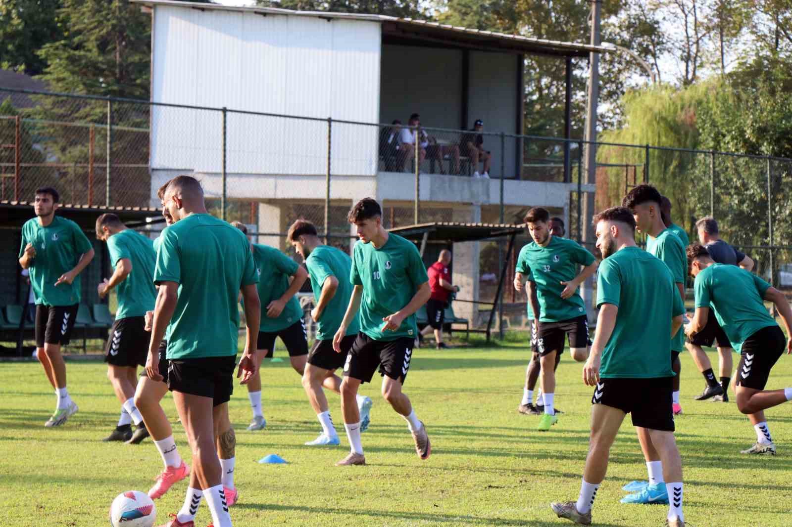 Sakaryaspor, Amedspor mesaisinde
