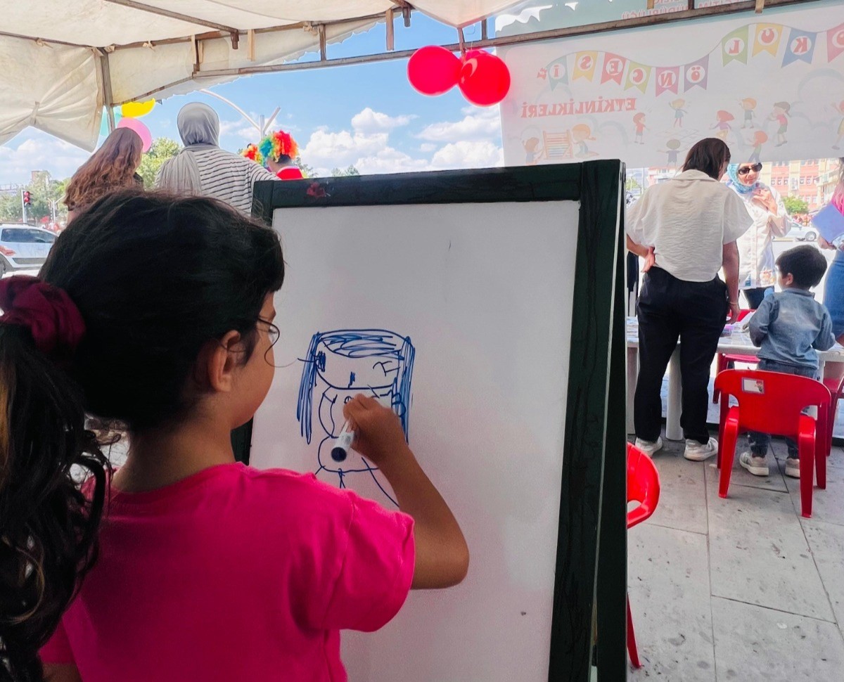 Erzincan’da şenlik havası yaşandı
