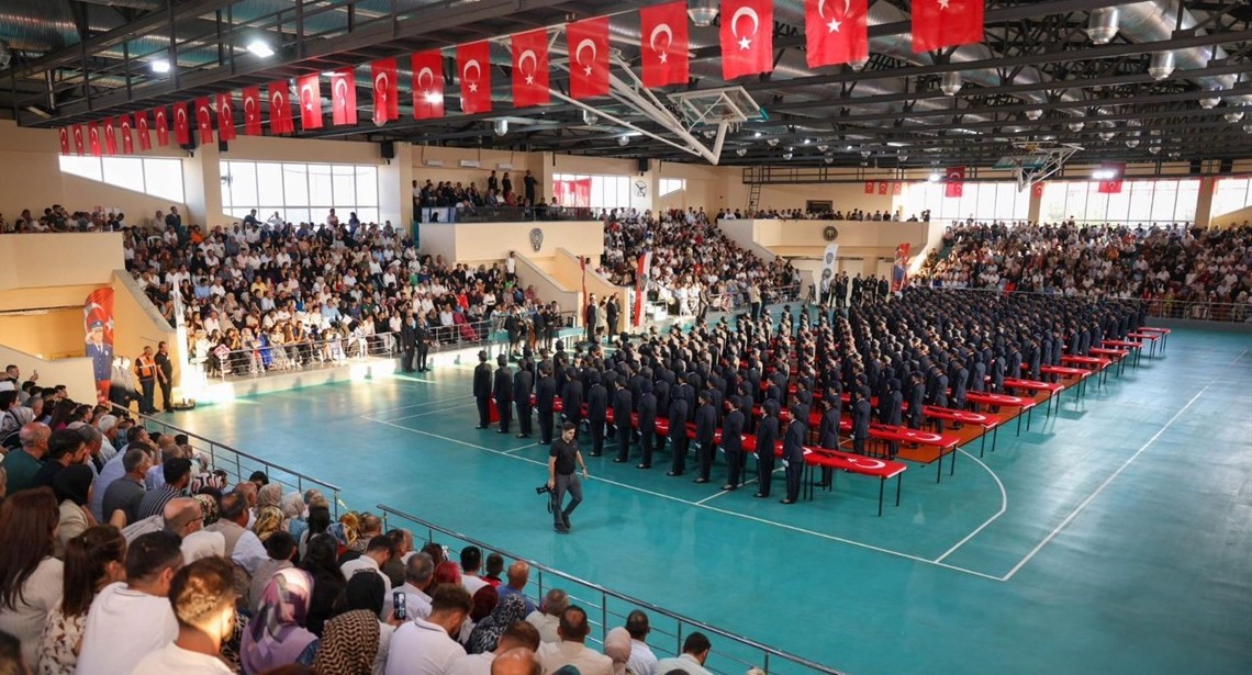 Mersin POMEM 30. dönem mezunlarını verdi
