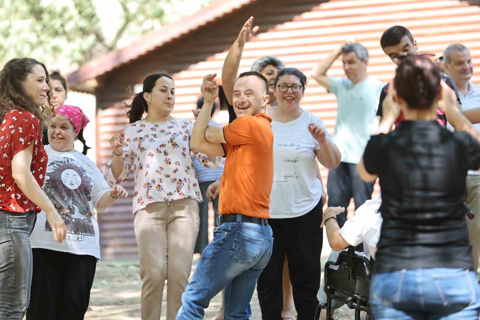 Özel bireyler Ornaz Vadisinde doyasıya eğlendi
