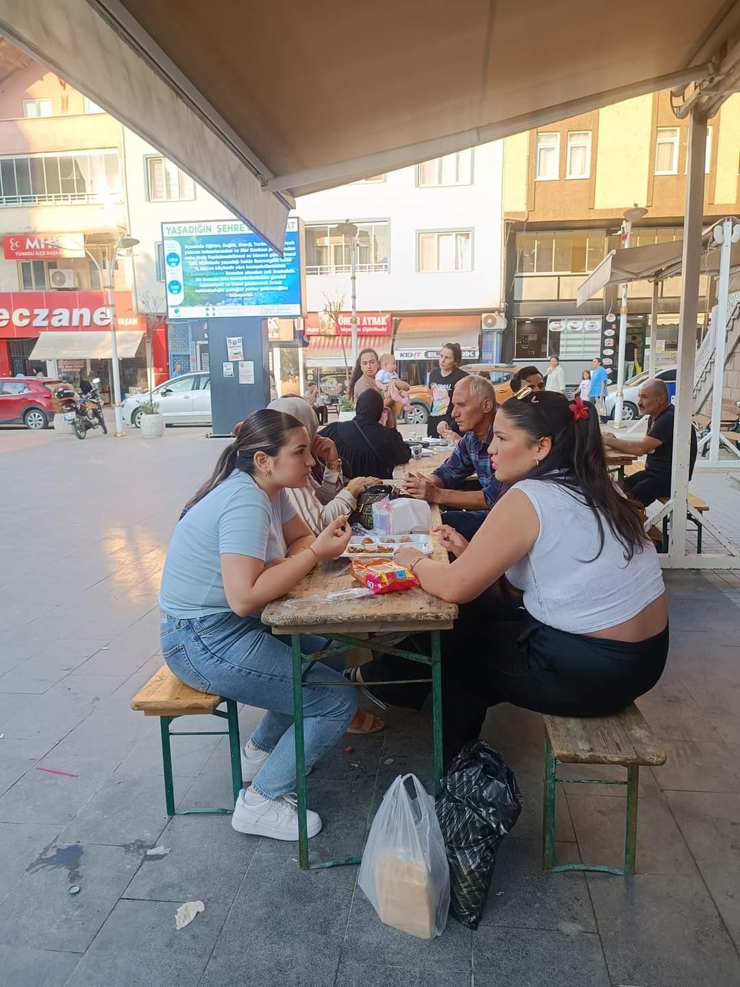 Türkeli’de sahipsiz hayvanlar için 51 bin lira toplandı
