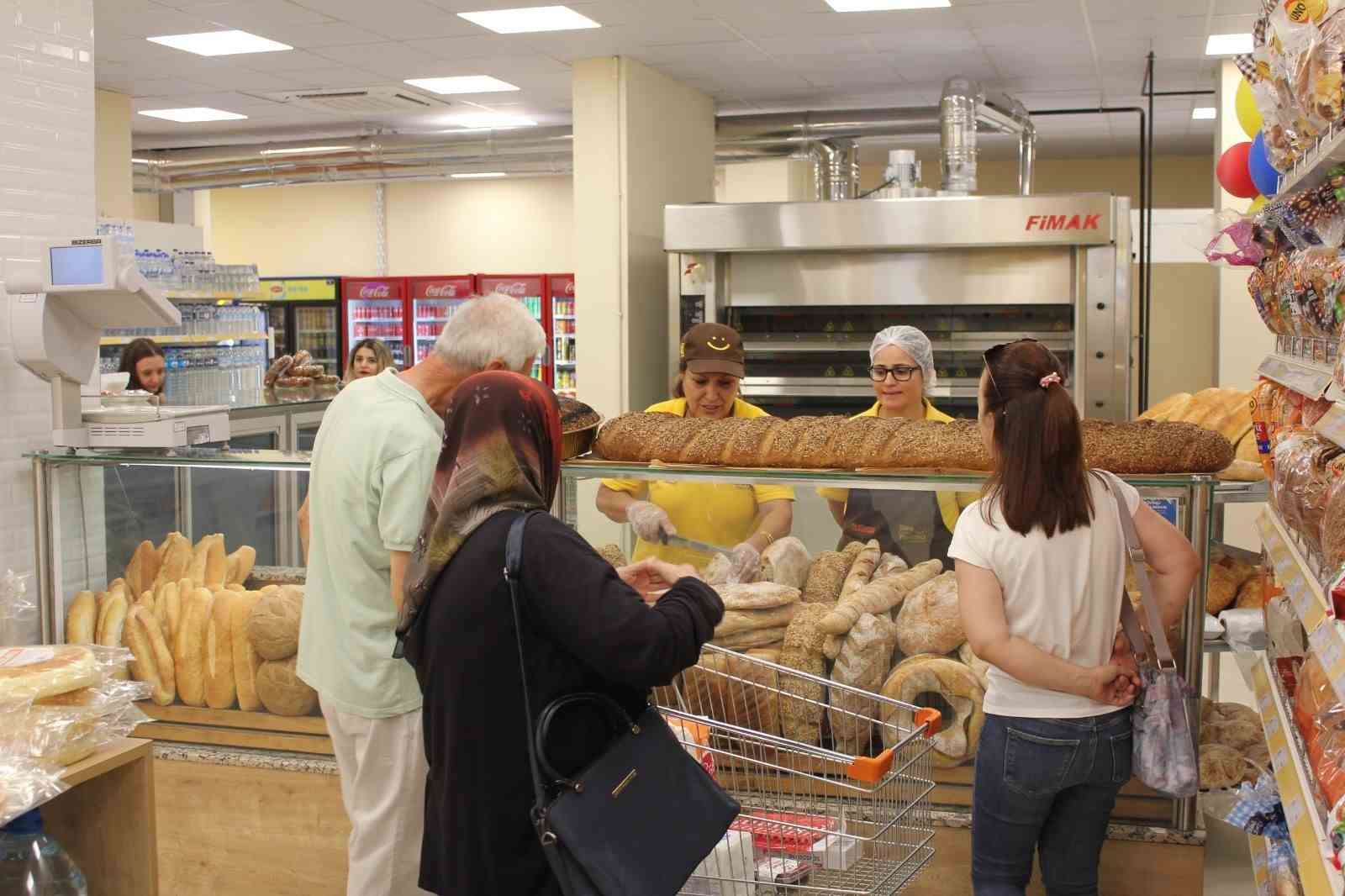 Özhan Marketler Zinciri’nin Kayapa şubesi açıldı
