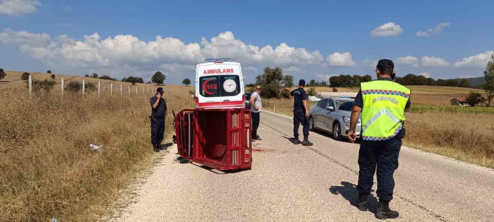 Bilecik’te elektrikli bisikletin devrilmesi sonucu 2 kişi yaralandı
