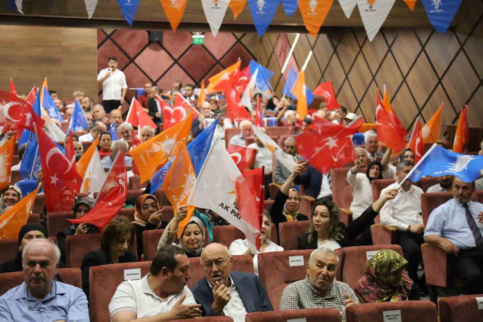 Bakan Yumaklı’dan ‘Hazine ve Ekonomi Bakanı Mehmet Şimşek istifa etti’ iddialarına cevap:
