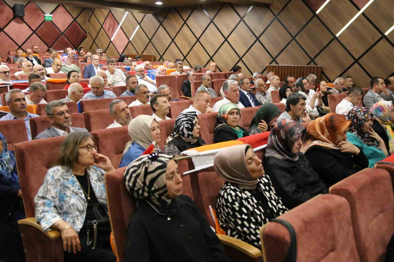 Bakan Yumaklı’dan ‘Hazine ve Ekonomi Bakanı Mehmet Şimşek istifa etti’ iddialarına cevap:
