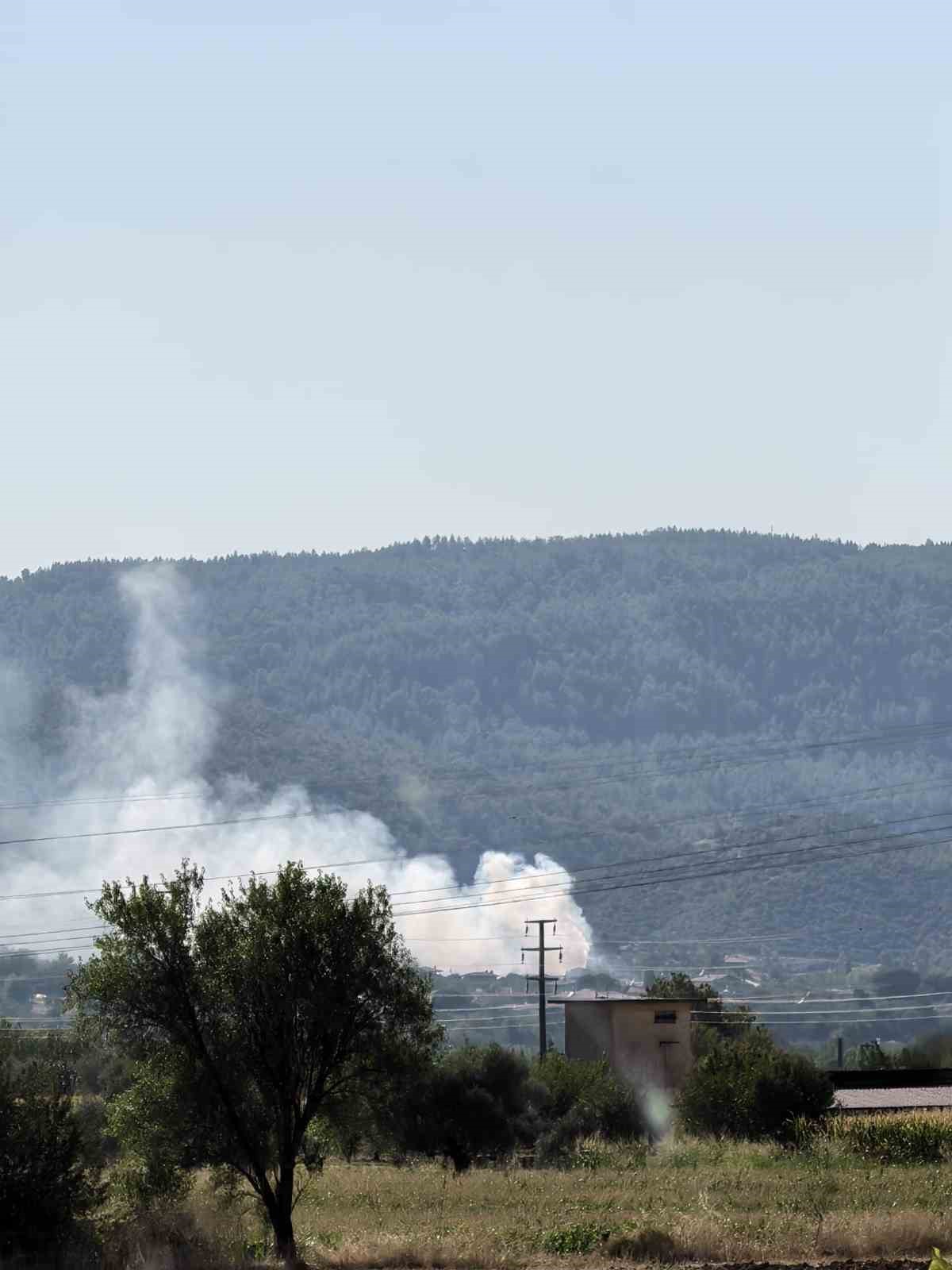 Jandarmanın dikkati evi alevlerden kurtaramadı
