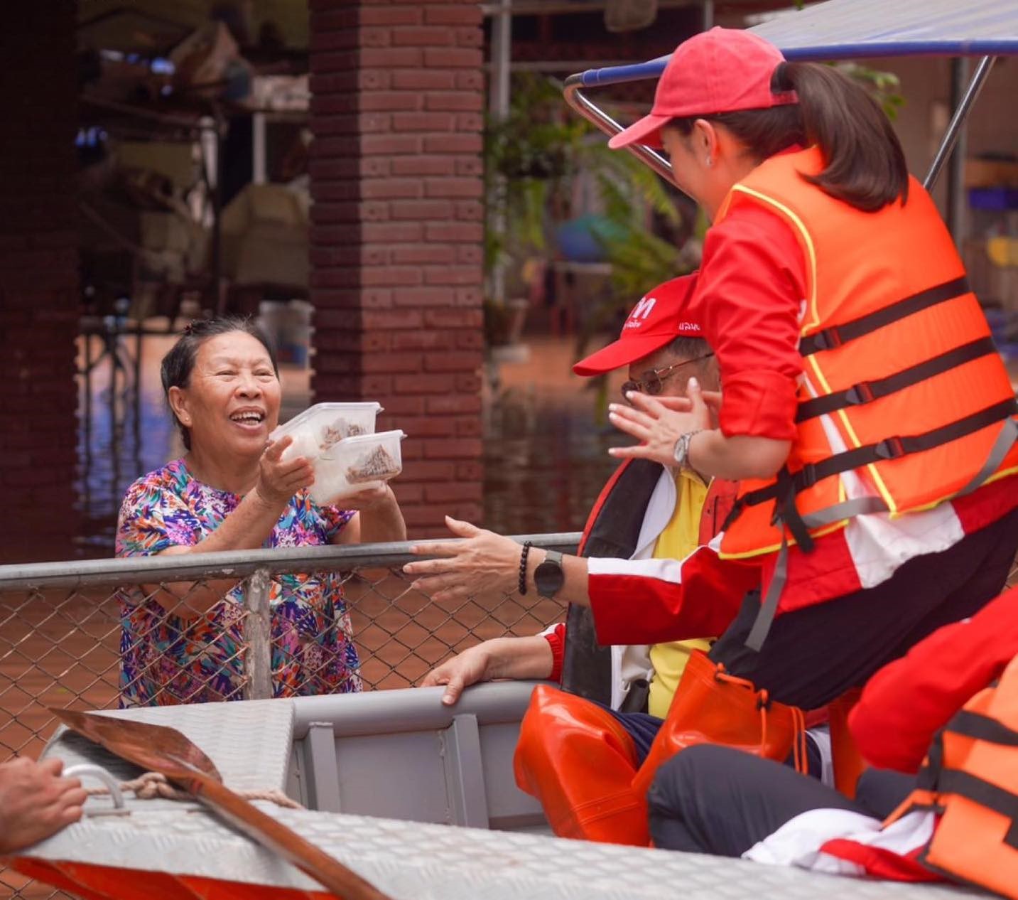 Phuket Adası’ndaki toprak kaymasında can kaybı 13’e yükseldi
