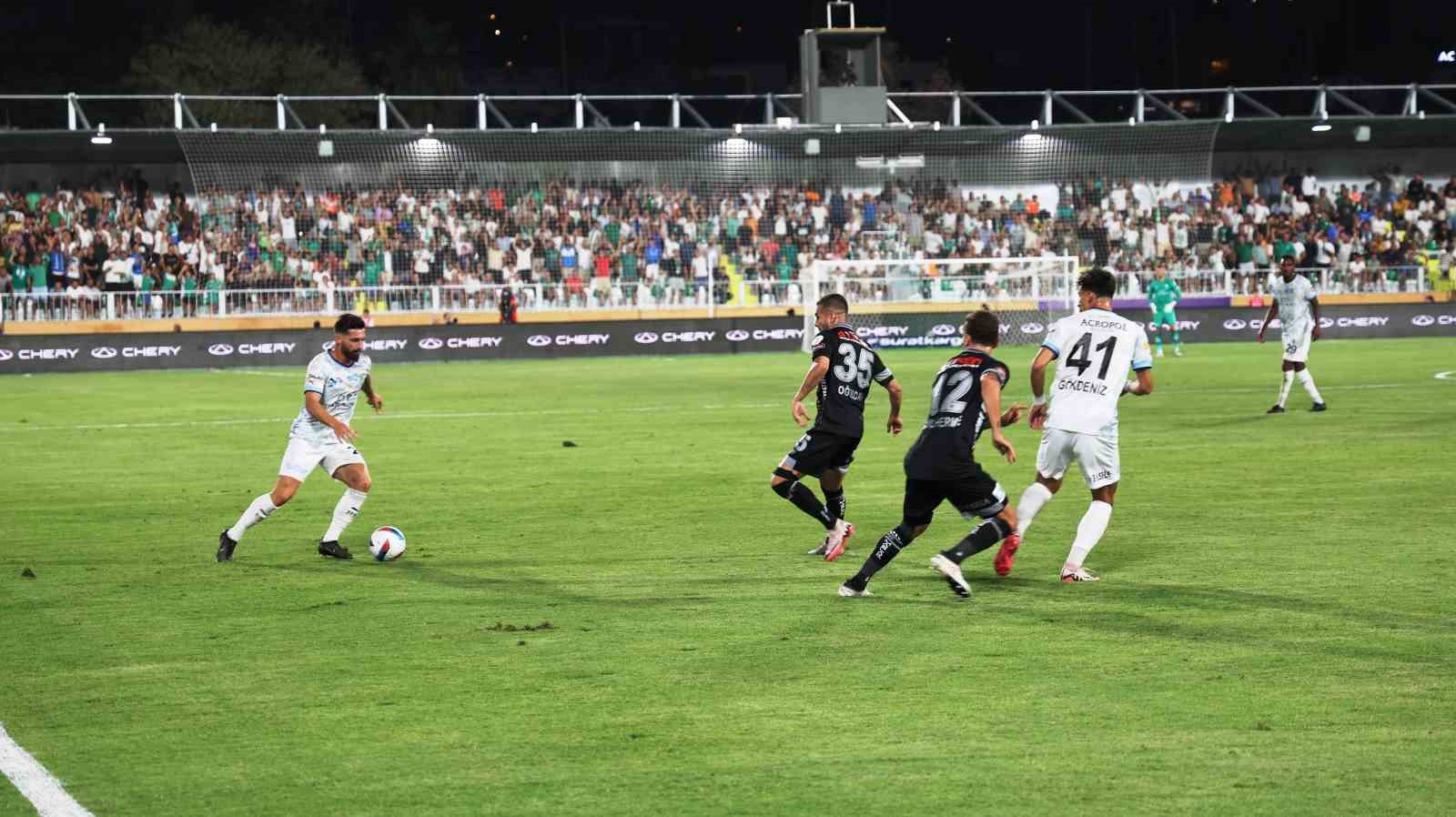 Trendyol Süper Lig: Bodrum FK: 2 - Konyaspor: 1 (İlk yarı)
