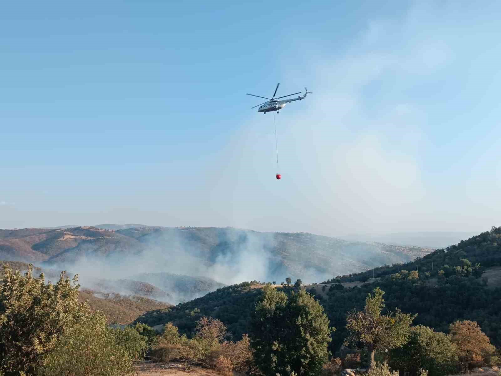 Eşme’de iki farklı noktada yangın çıktı
