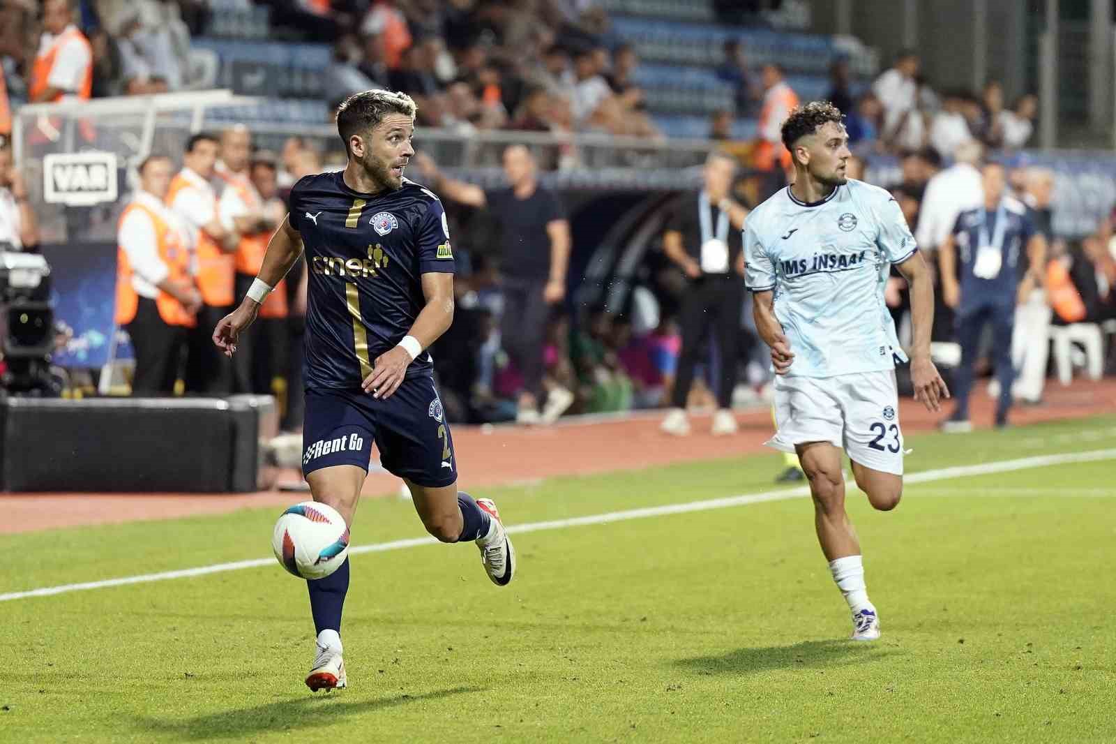 Trendyol Süper Lig: Kasımpaşa: 2 - Adana Demirspor: 2 (Maç sonucu)
