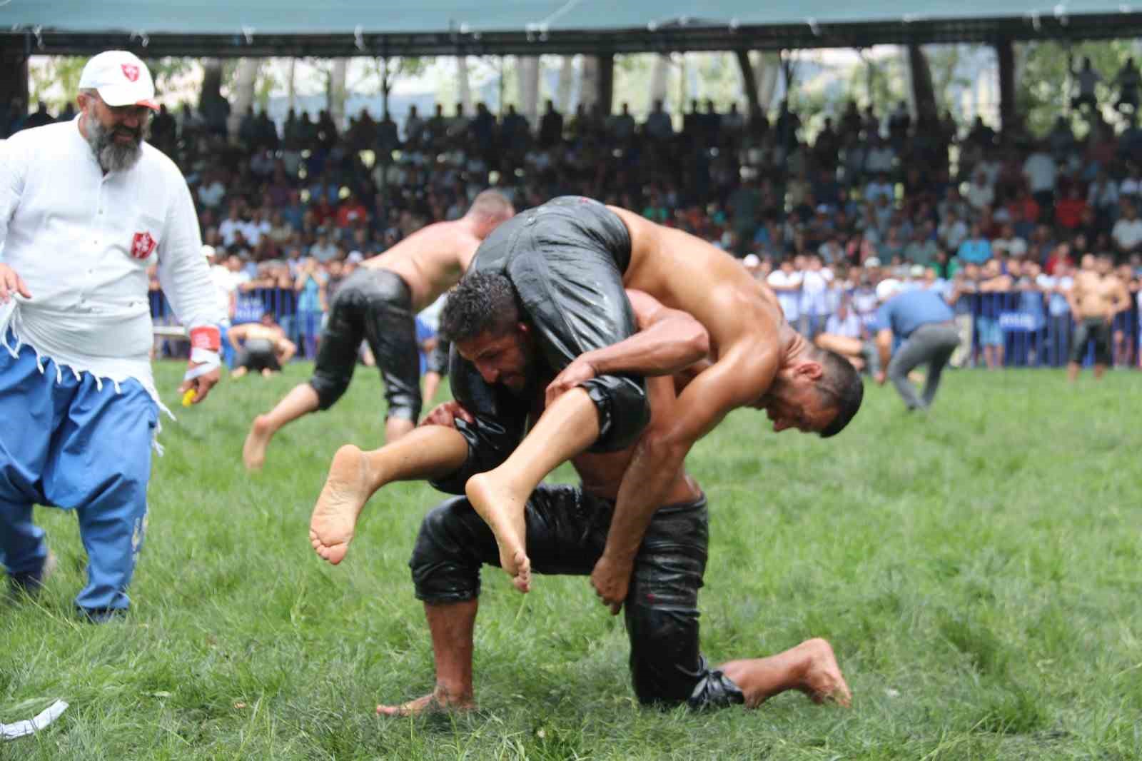 Geleneksel Yayla Seki Yağlı Güreşleri’ni ’Özkaya’ kazandı
