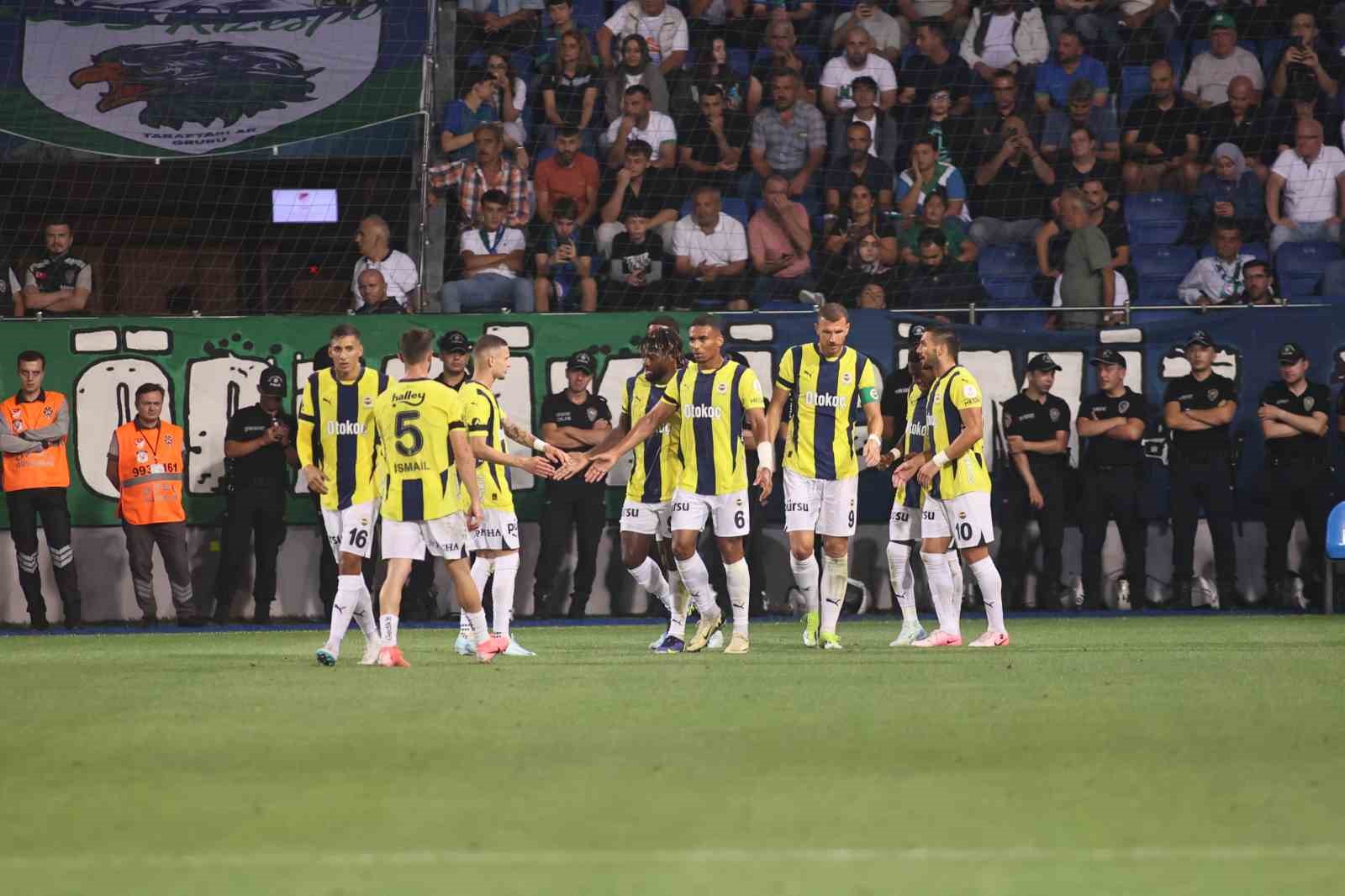 Trendyol Süper Lig: Çaykur Rizespor: 0- Fenerbahçe: 5 (Maç sonucu)
