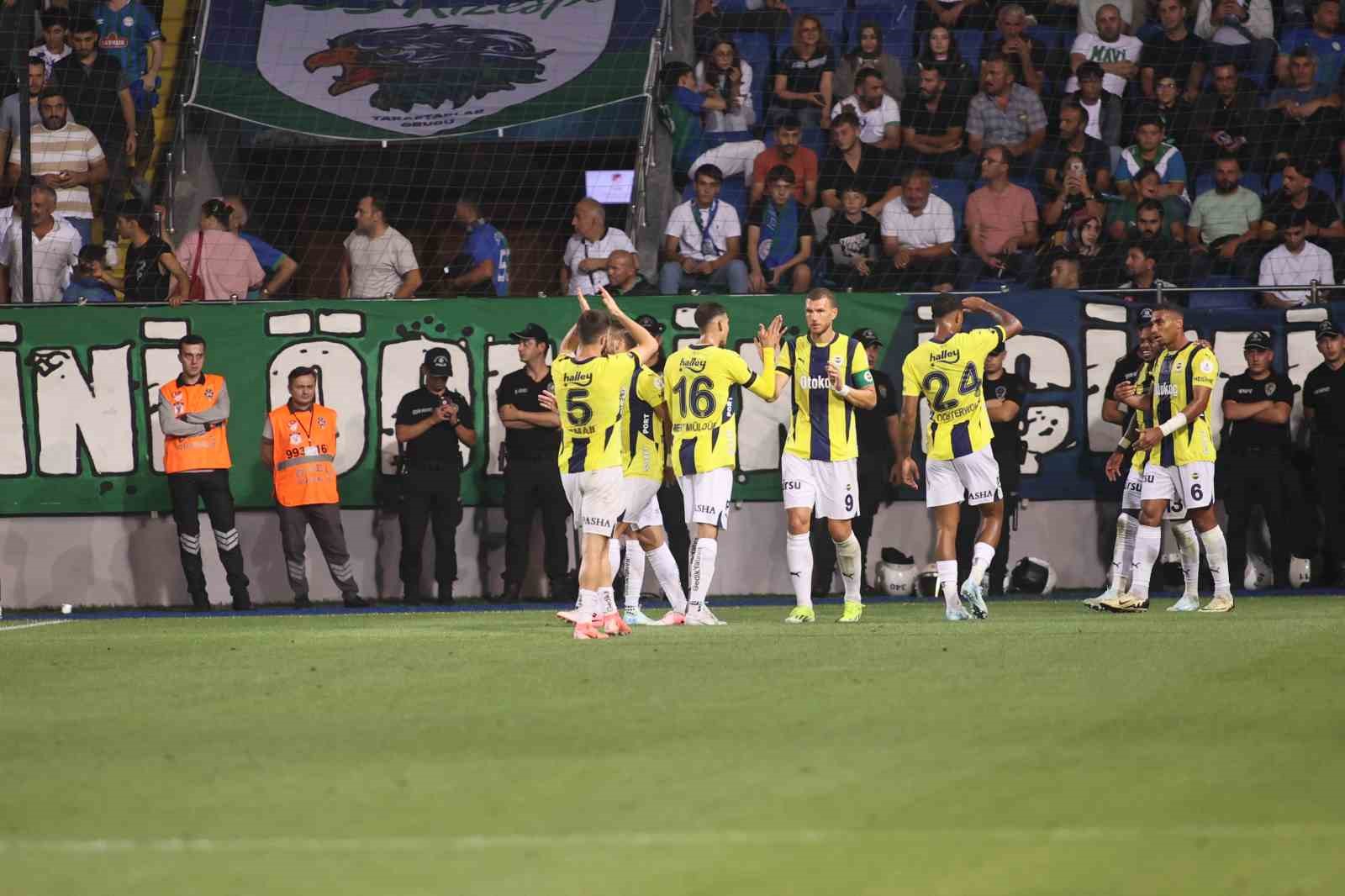 Trendyol Süper Lig: Çaykur Rizespor: 0- Fenerbahçe: 5 (Maç sonucu)
