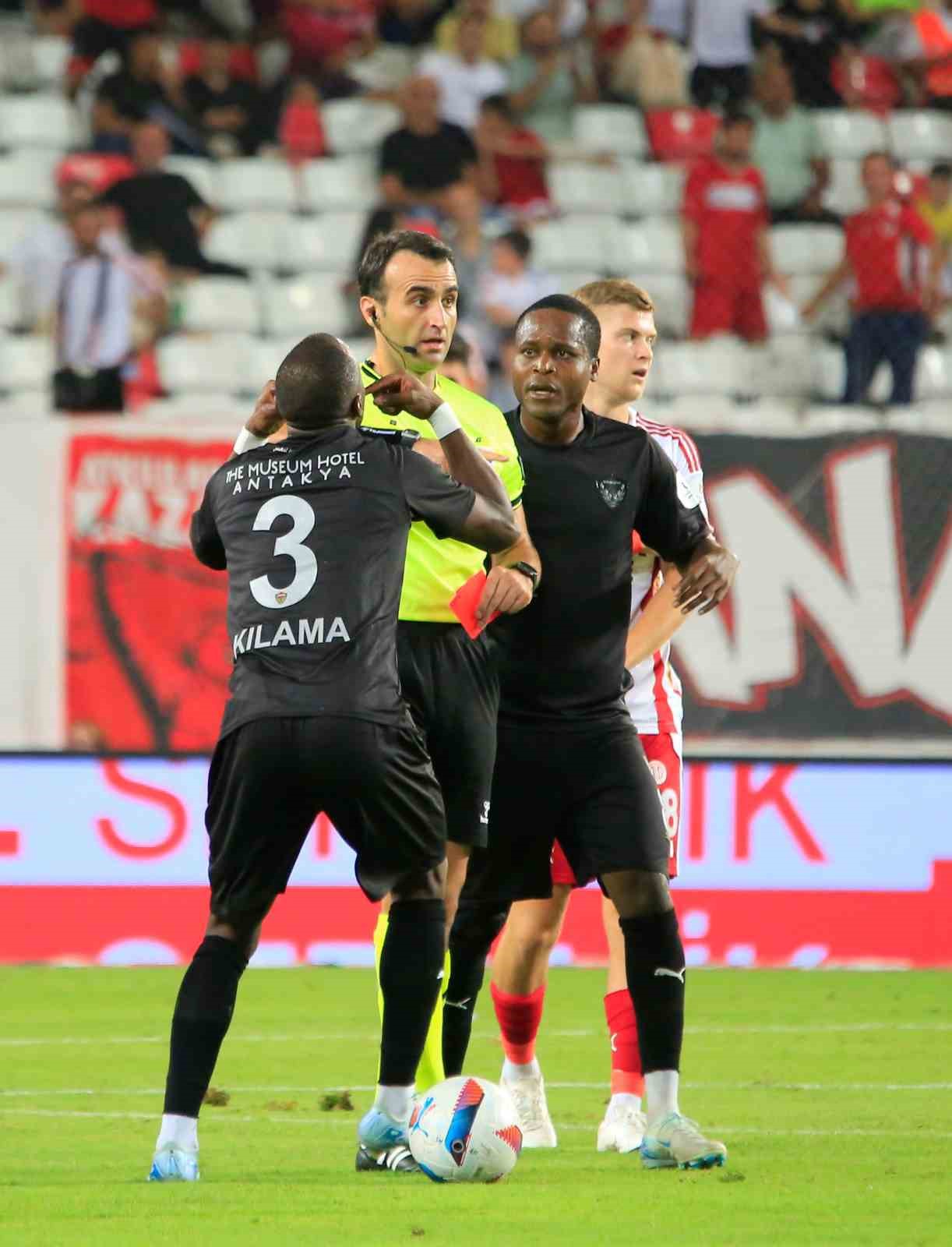 Trendyol Süper Lig: Antalyaspor: 3 - Hatayspor: 2 (Maç sonucu)
