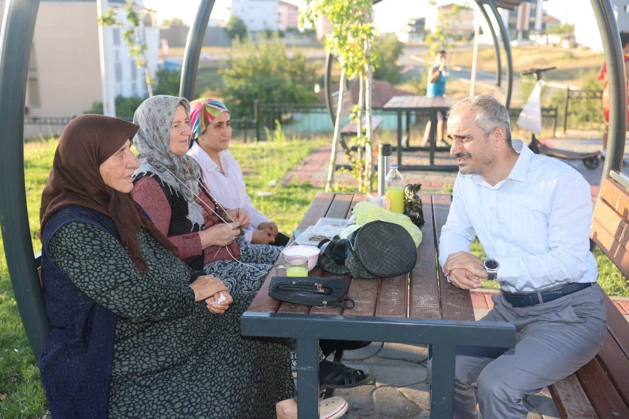 Başkan Çiftçi hafta sonunu vatandaşlara ayırdı
