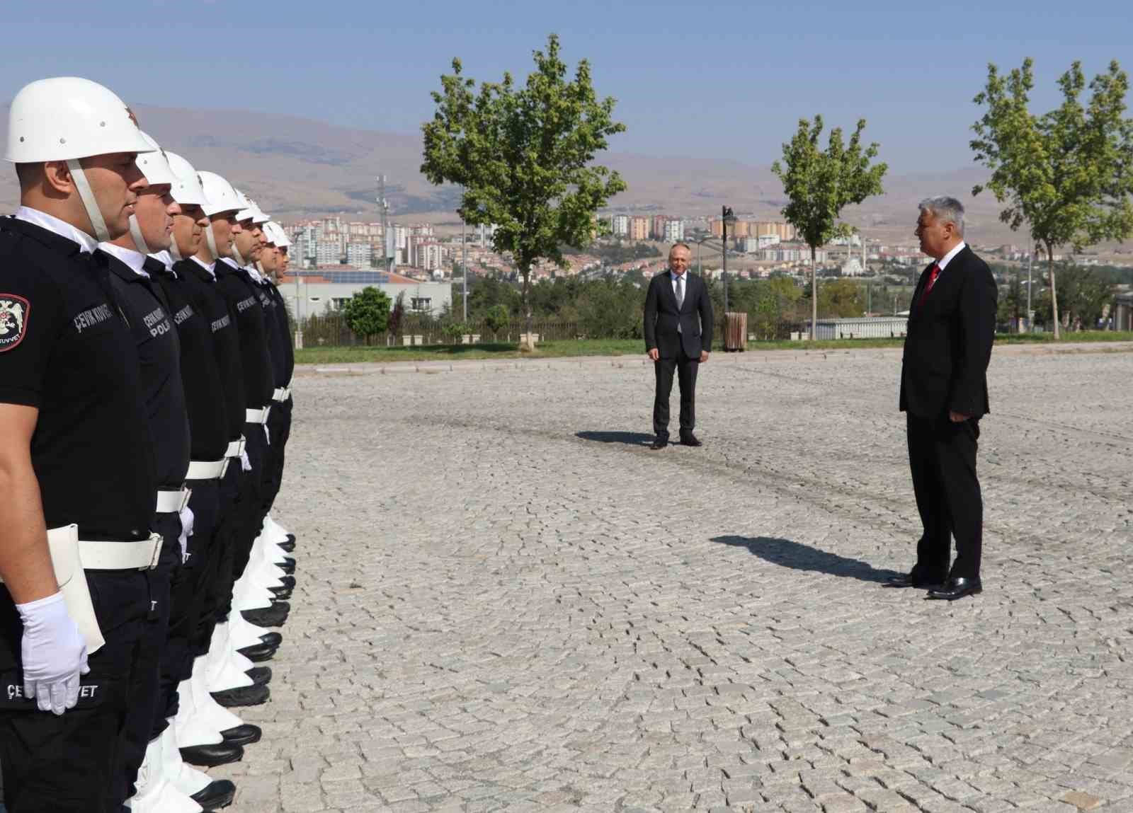 Niğde Emniyet Müdürü Yılmaz Delen göreve başladı
