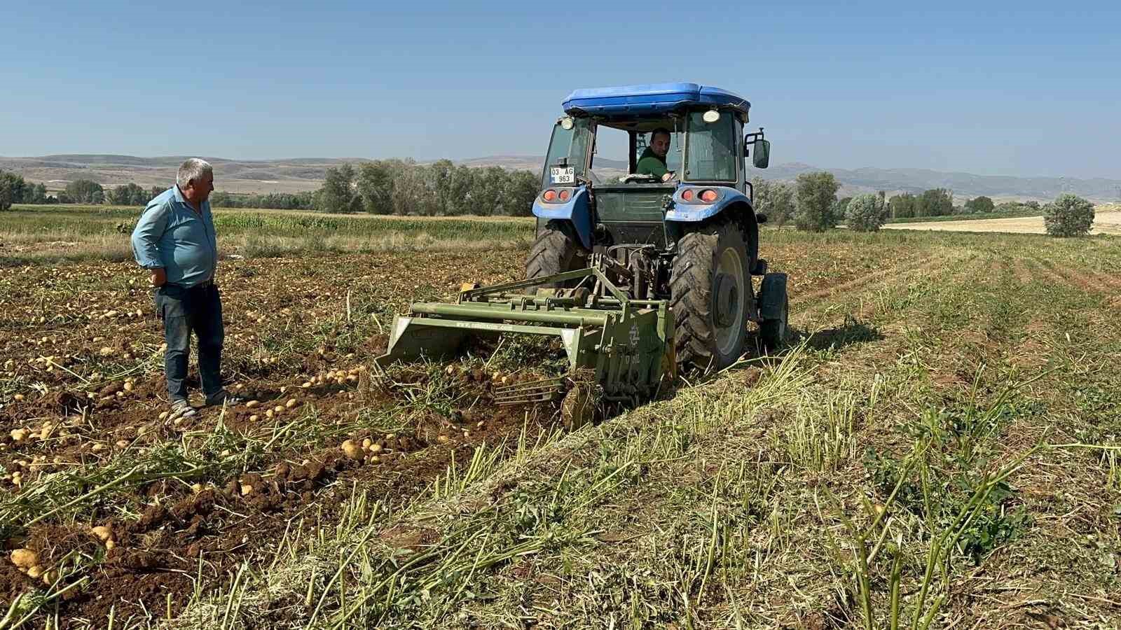 Genel Müdür Erdem patates üreticileriyle bir araya geldi
