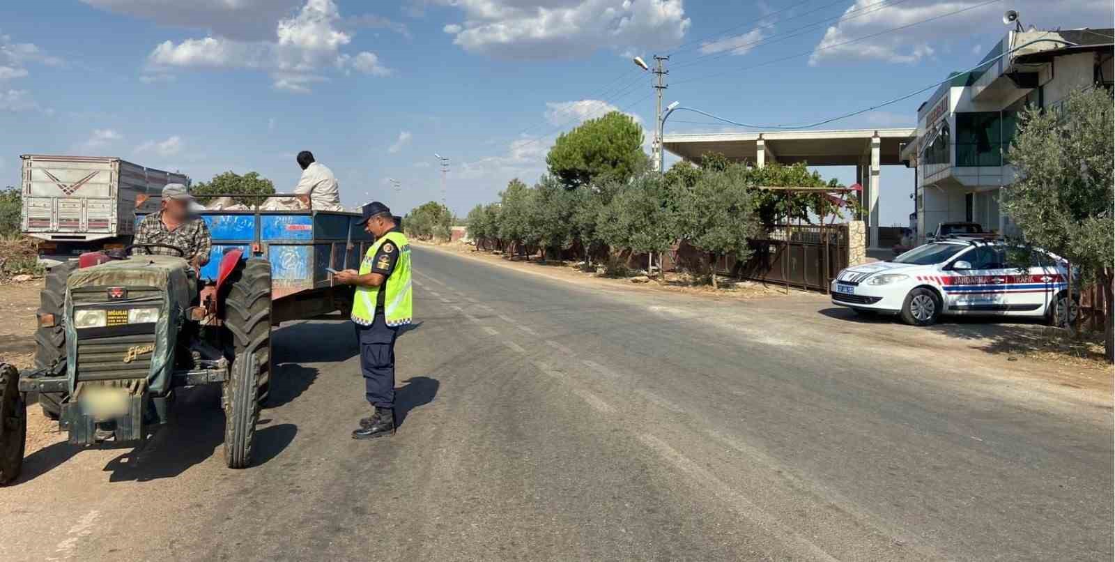 Jandarmadan 112 sürücüye 209 bin lira trafik cezası
